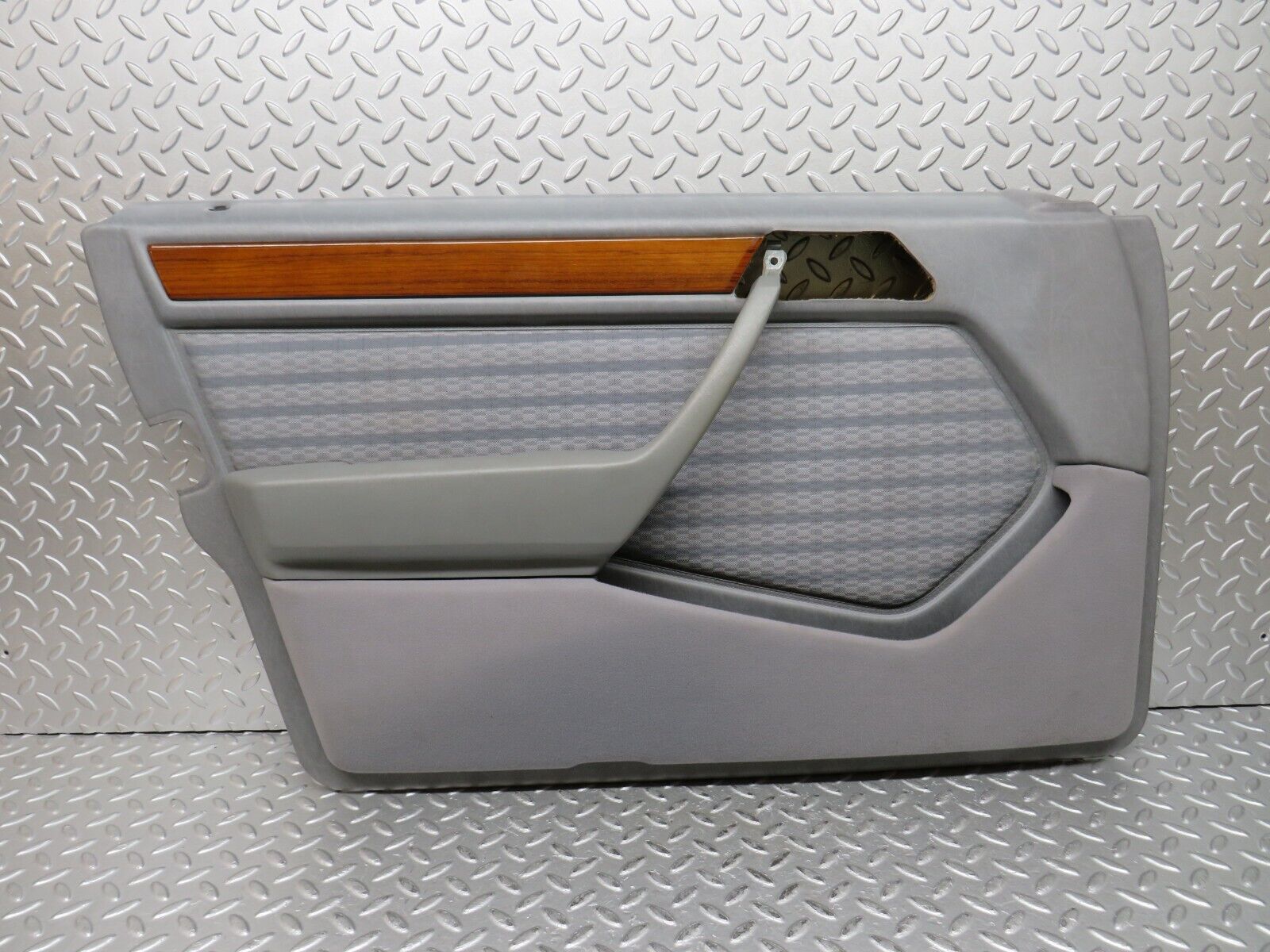 30240 Mercedes-Benz W124 230E Front Left Door Card Grey 1247271370