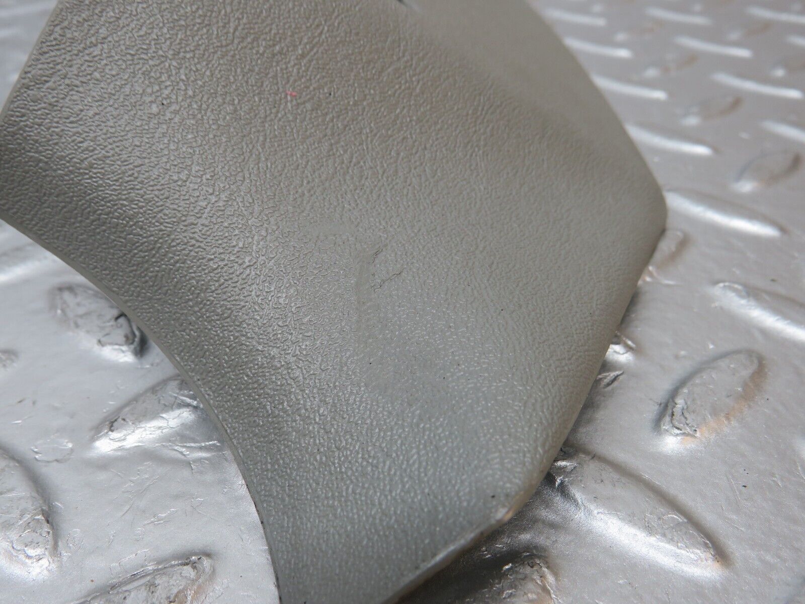 31262 Mercedes-Benz S124 220TE B Pillar Lower Cover Right Side 1246920422