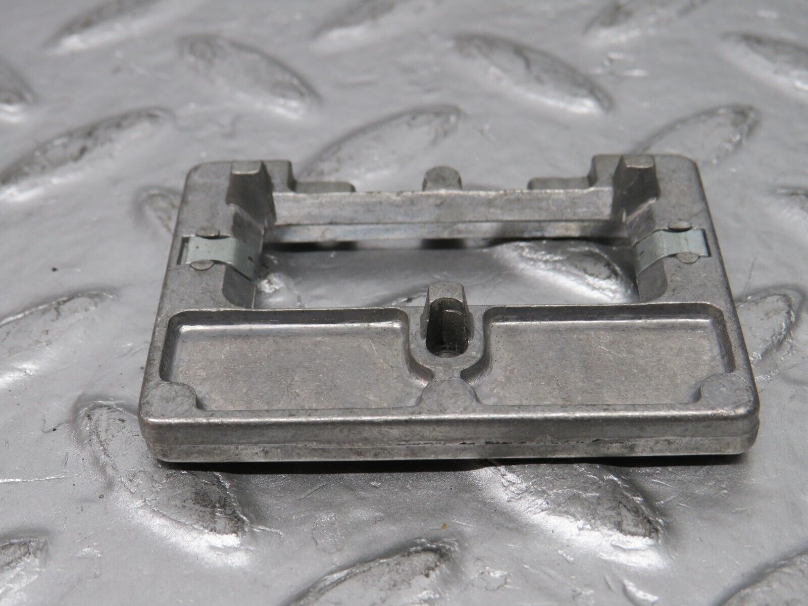 30688 Mercedes-Benz W201 190D Rear View Mirror Bracket 2018100011