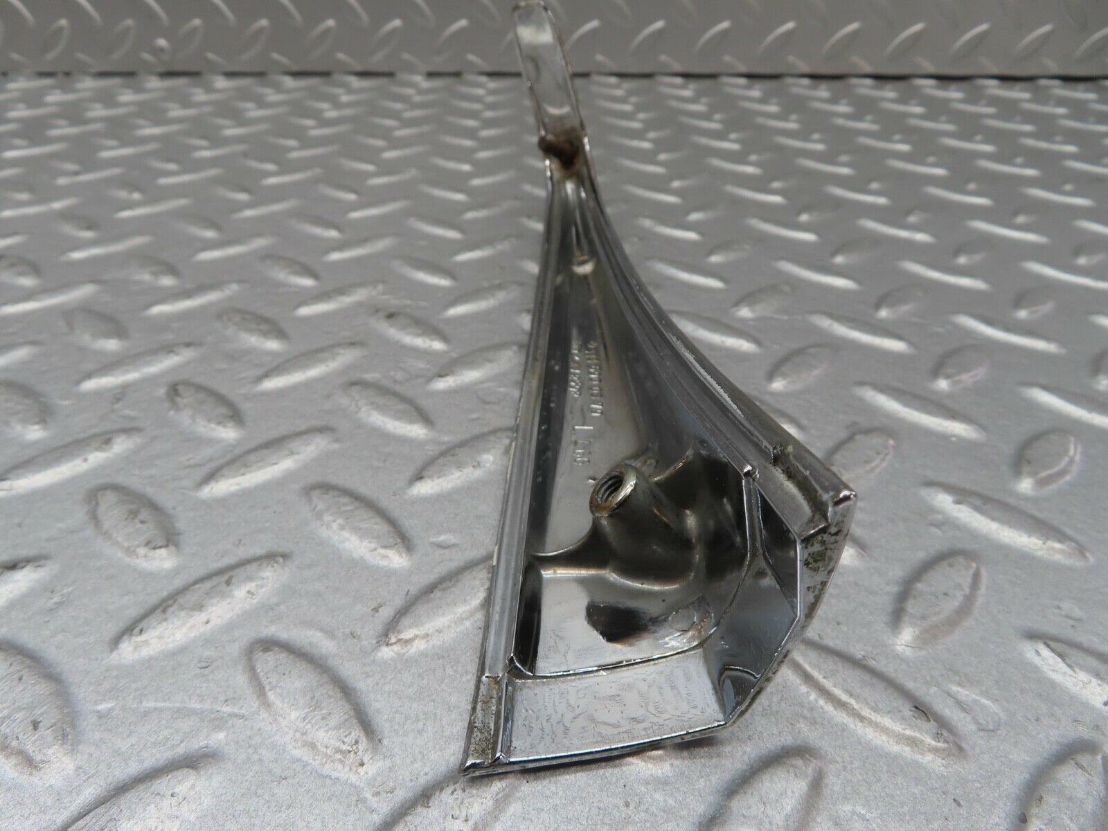 13085 Mercedes-Benz W111 220S Rear Left Fender Wing Tail Chrome Trim 1116900379