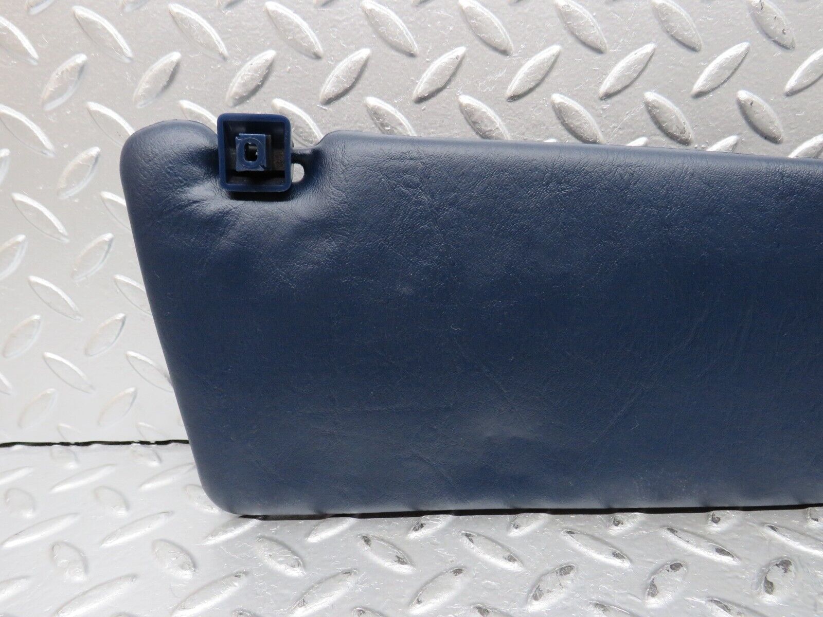 31952 Mercedes-Benz W123 230E Sun Visor Left Side Blue