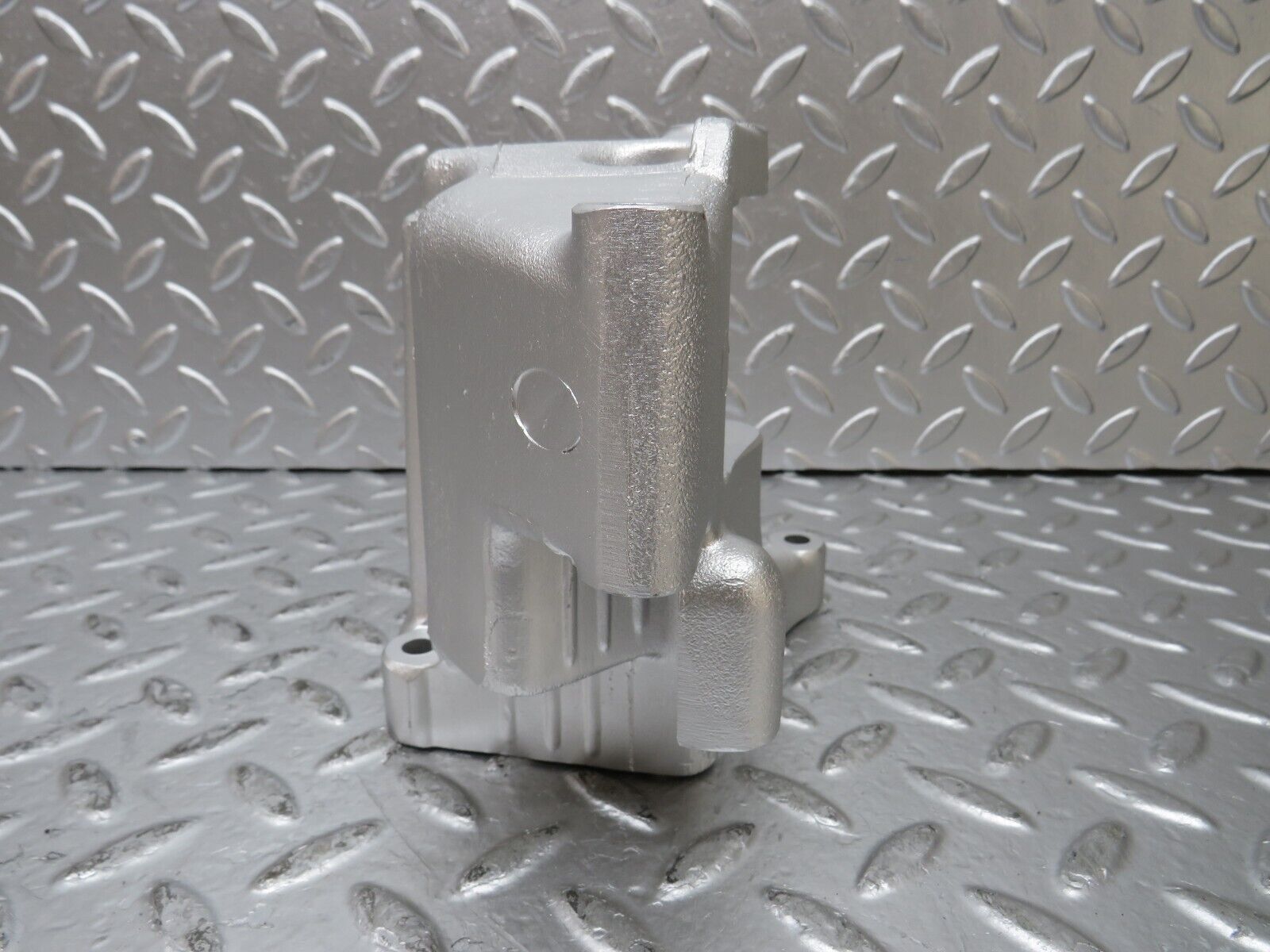 26238 Mercedes-Benz W116 450SE Alternator Generator Bracket 1161551135