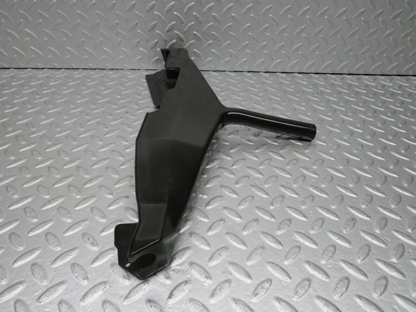 39338 Mercedes-Benz R129 320SL Coupe Windscreen Drain Channel Right 1296280273