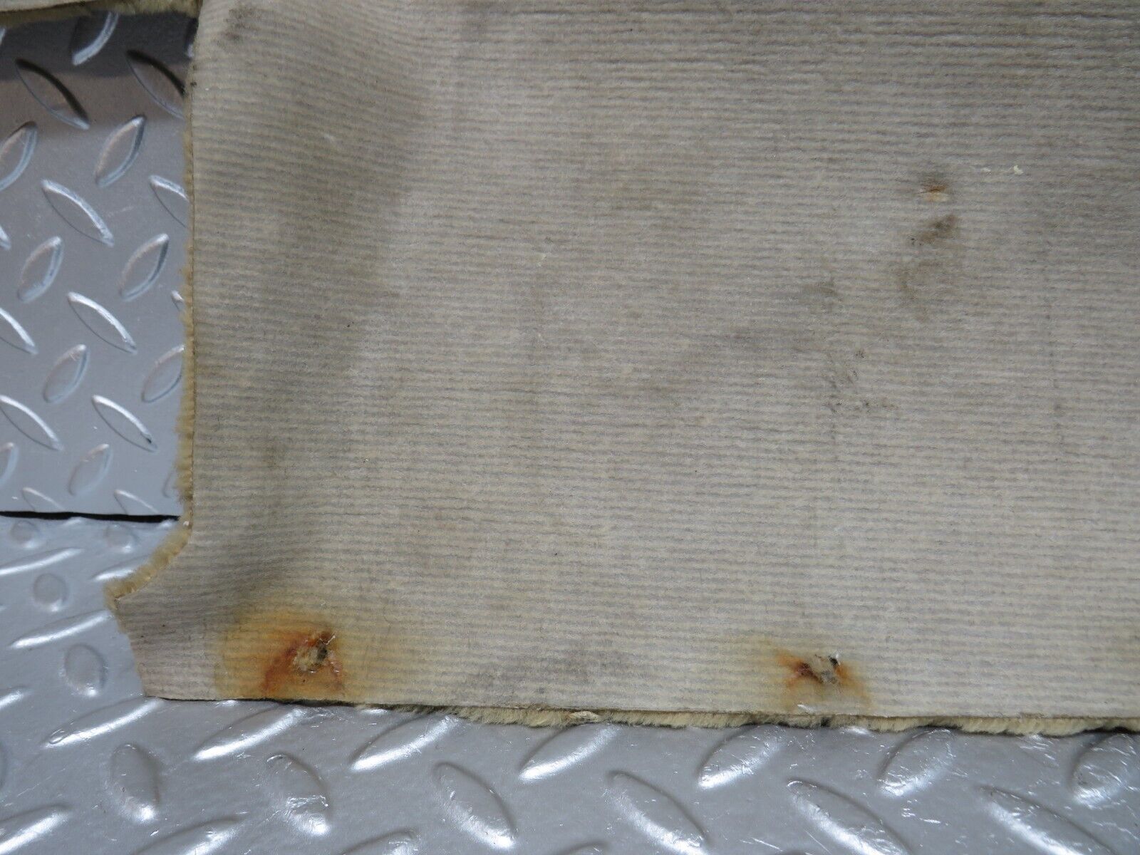 34381 Mercedes-Benz C126 380SEC Coupe Trunk Boot Carpet