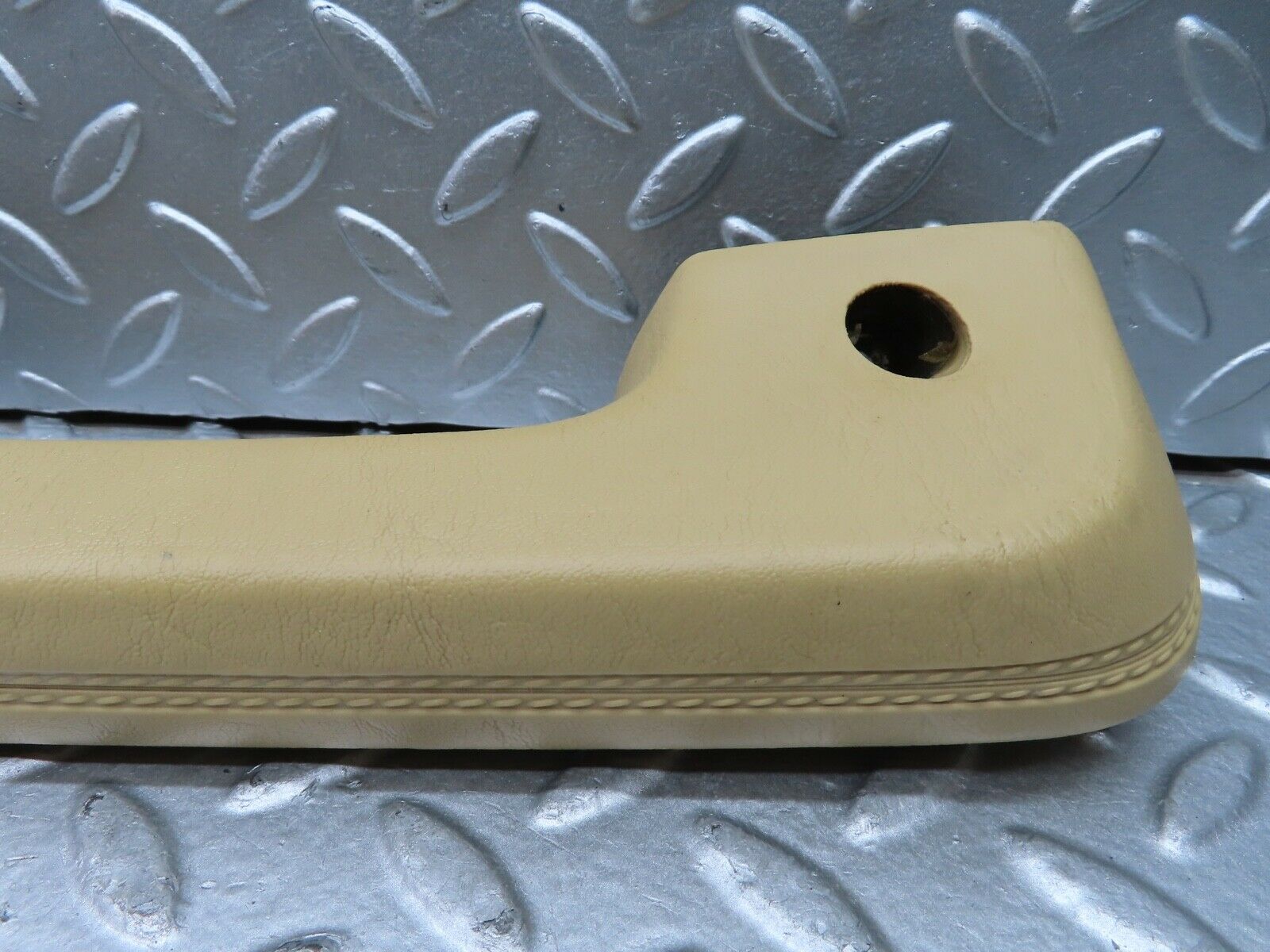 21031 Mercedes-Benz W123 230E Interior Door Handle Rear Left Beige 1239701901