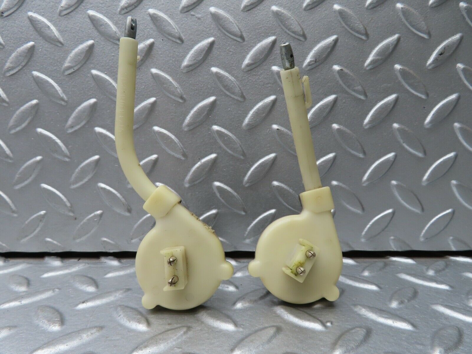 19209 Mercedes-Benz W123 300D Heater Regulator 1238300485