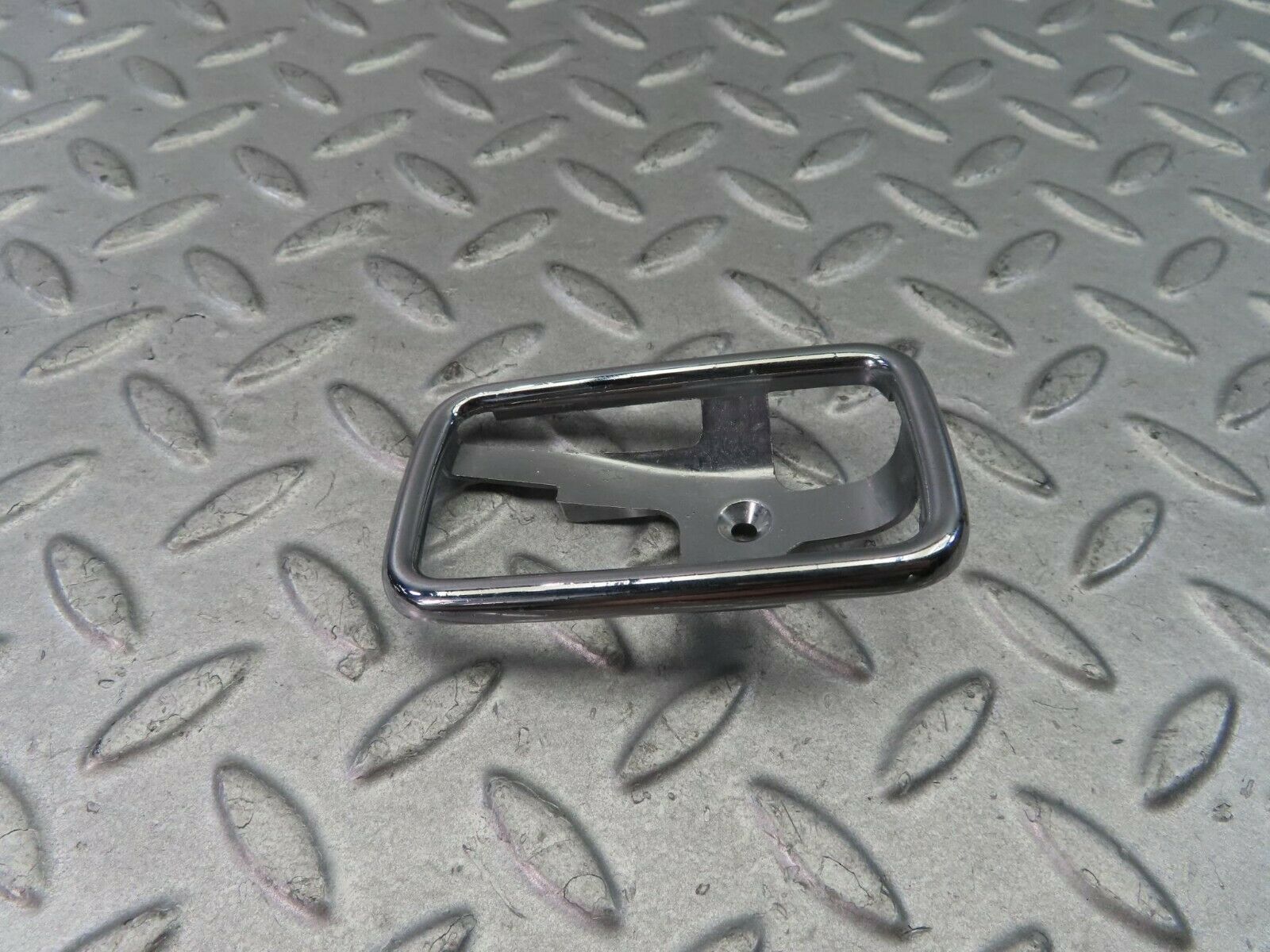 8637 Mercedes-Benz W108 Chrome Frame For Door Opener Left 1087660511