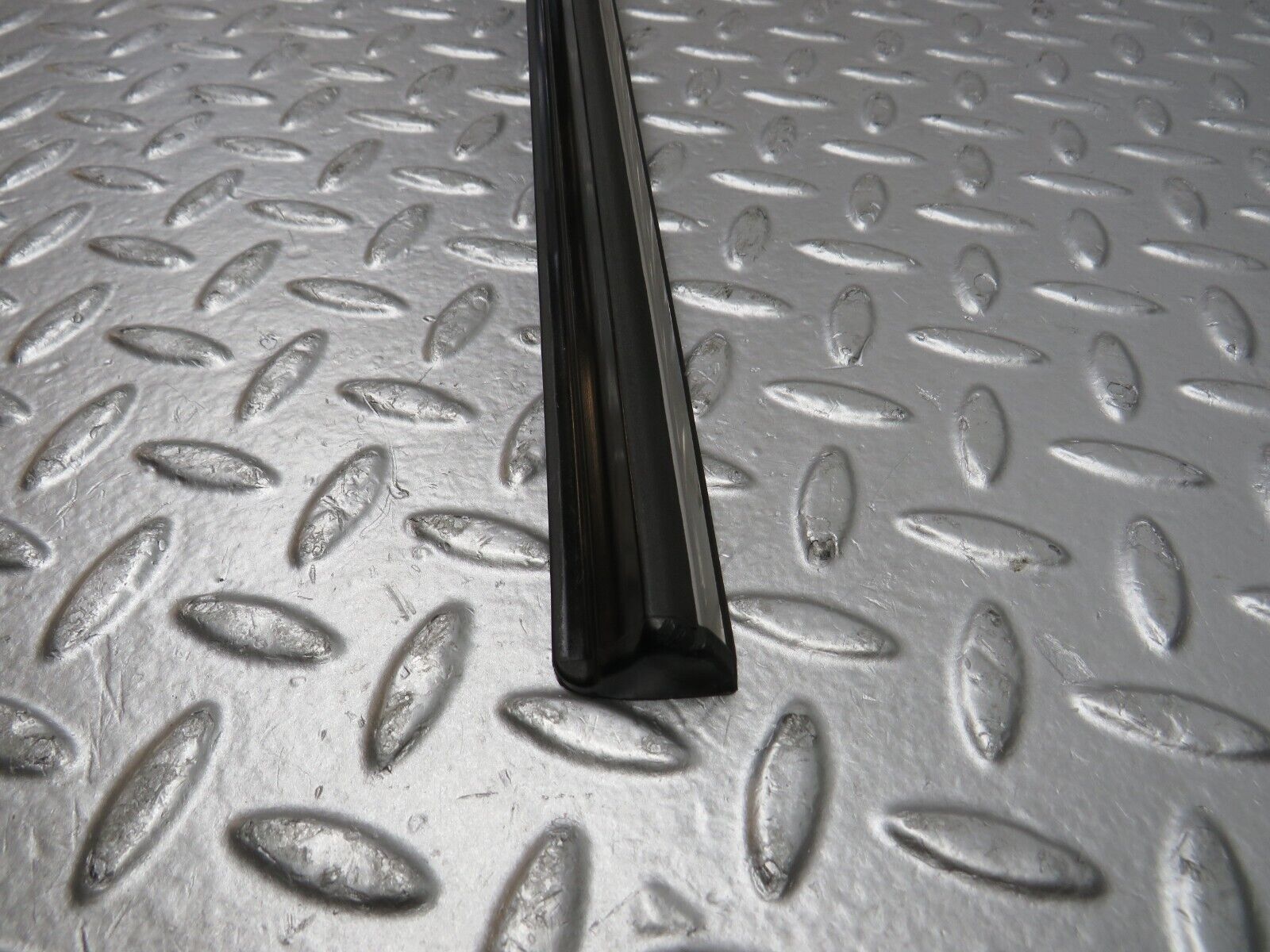 32108 Mercedes-Benz W123 230E Trunk Boot Lid Chrome Moulding Trim