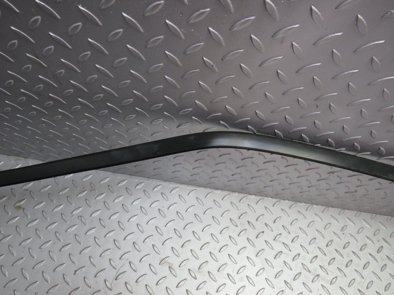 29216 Mercedes-Benz W124 230E Roof Chrome Trim Left Side 1246900397