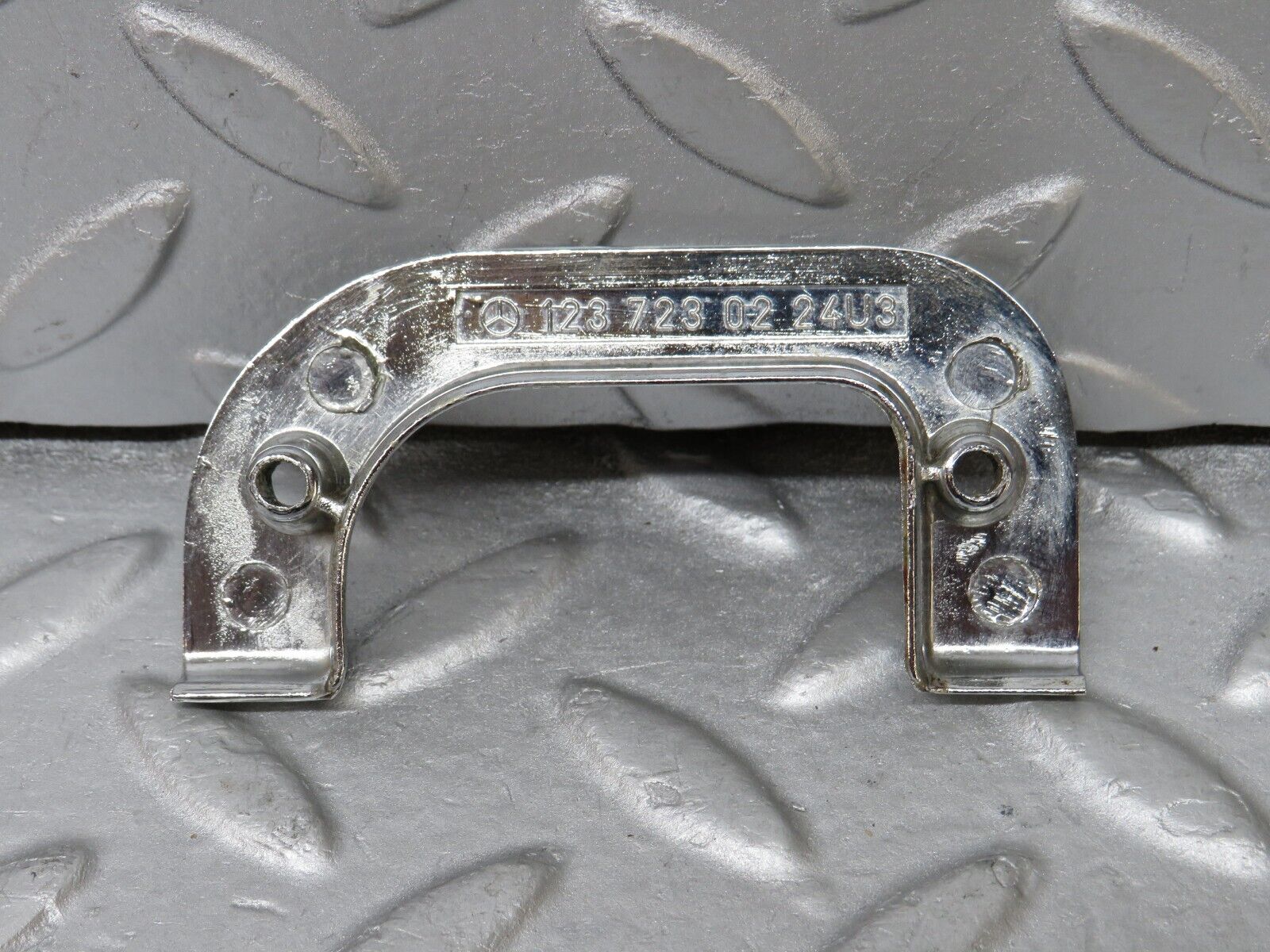 36895 Mercedes-Benz C126 420SEC Coupe Interior Chrome Door Latch Left 1237230124