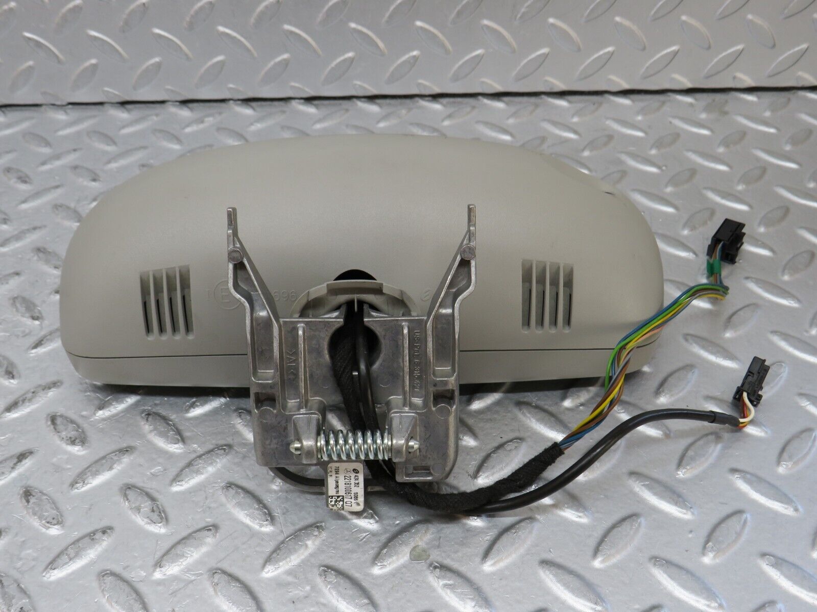 35190 Mercedes-Benz W221 Rear View Mirror 2218100617