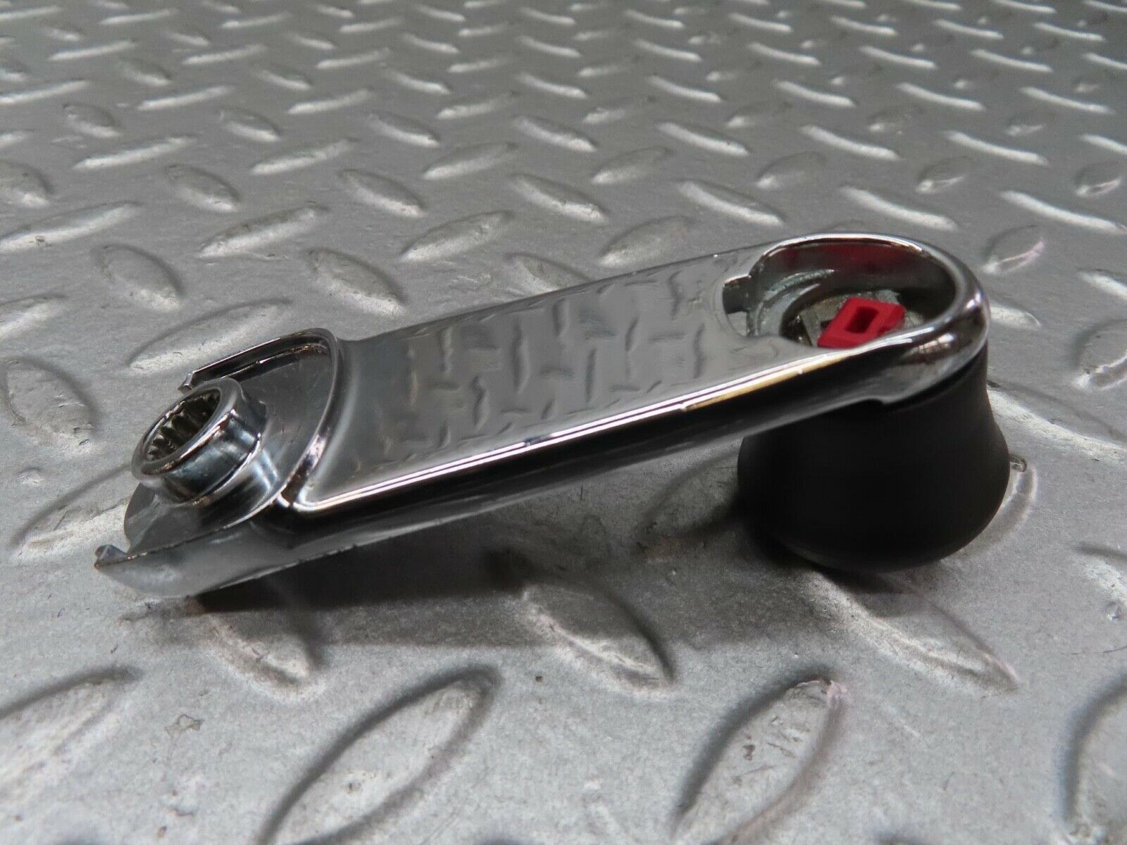 13550 Mercedes-Benz W123 200 Window Lifter Crank Handle