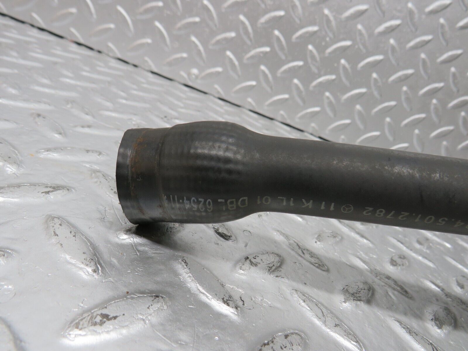 33935 Mercedes-Benz W124 260E Coolant Hose Pipe 1245012782