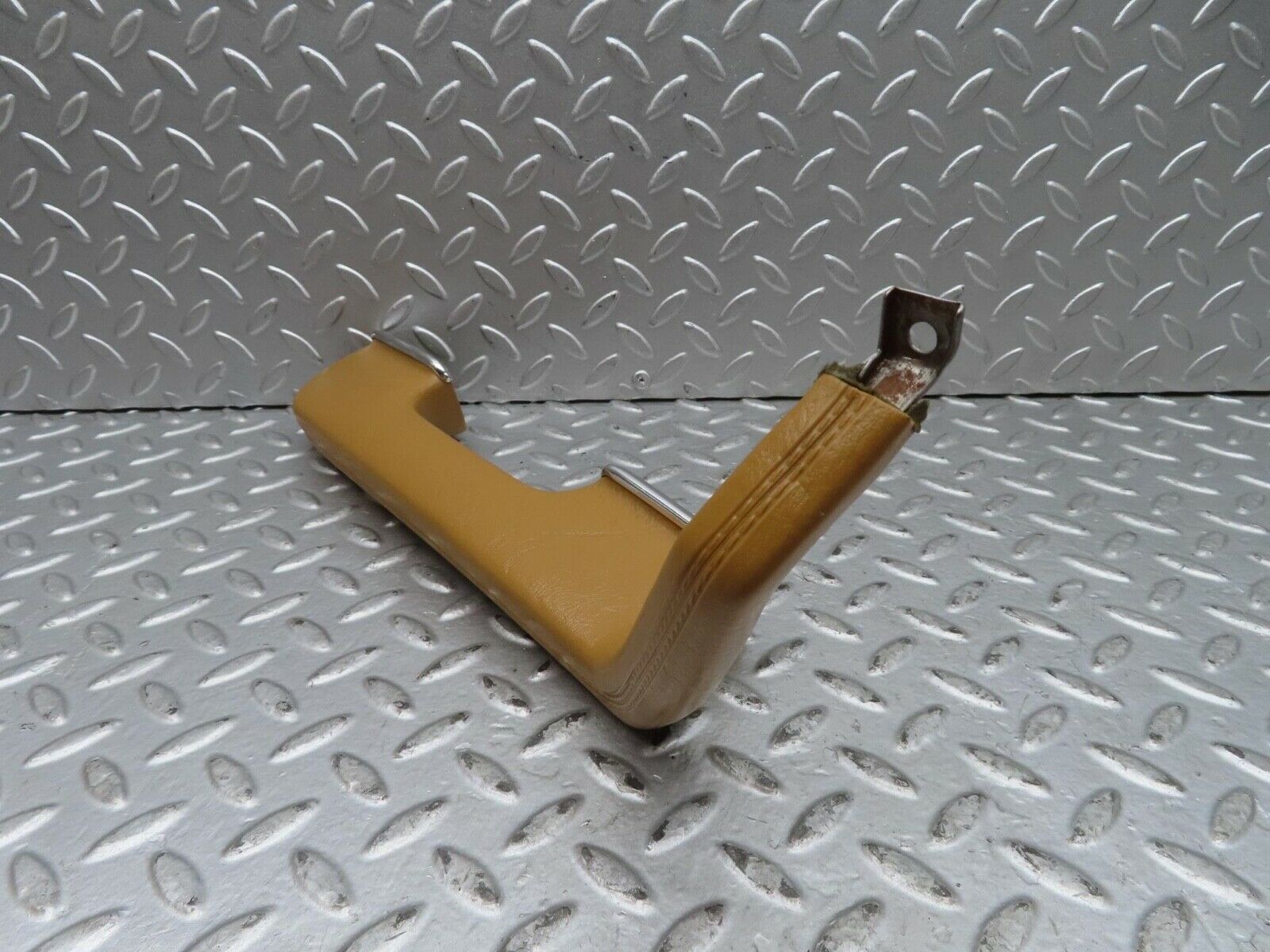 15846 Mercedes-Benz W123 280E Left Interior Door Handle 1239701701