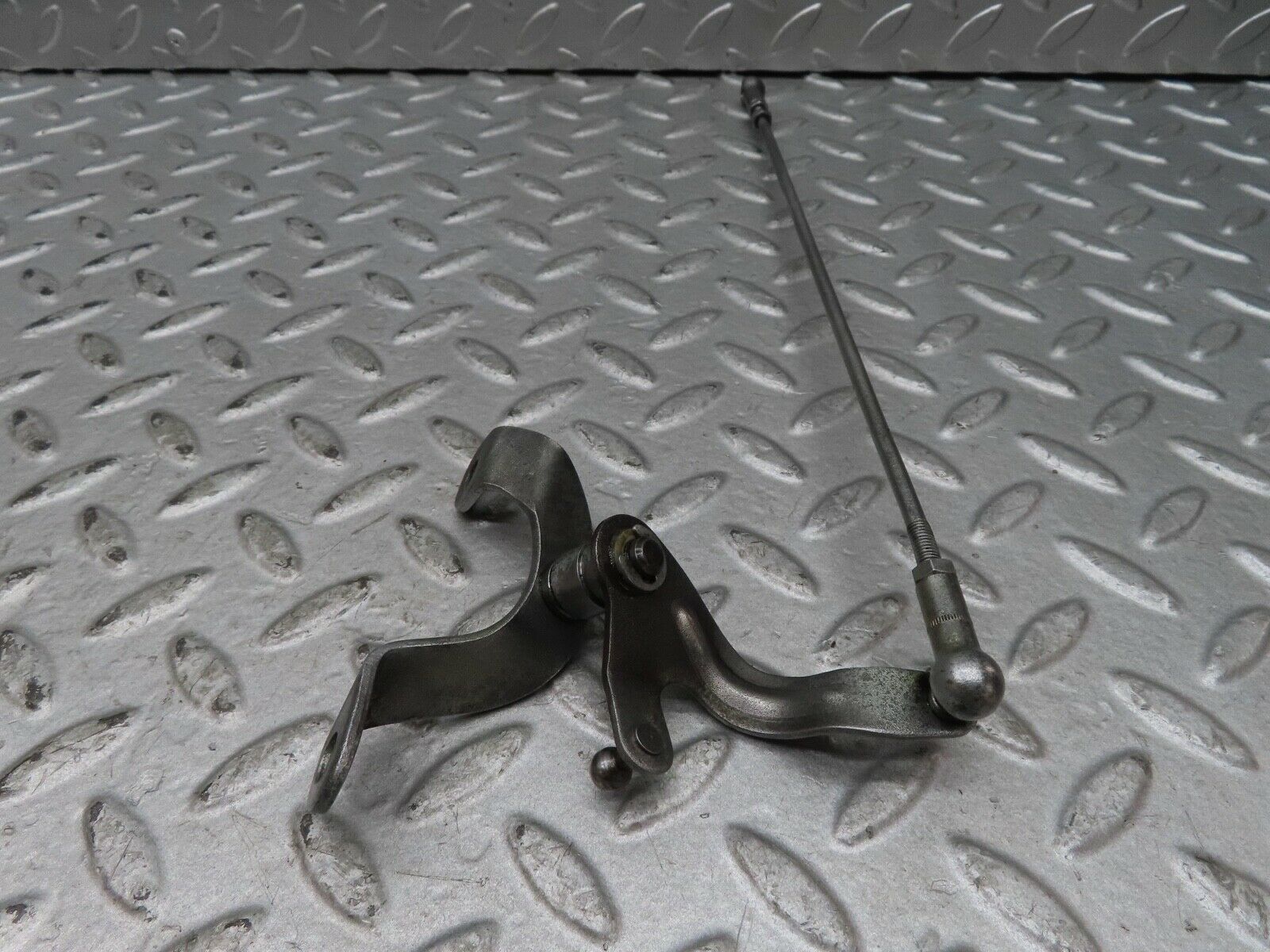 17788 Mercedes-Benz W116 450SEL Throttle Linkage