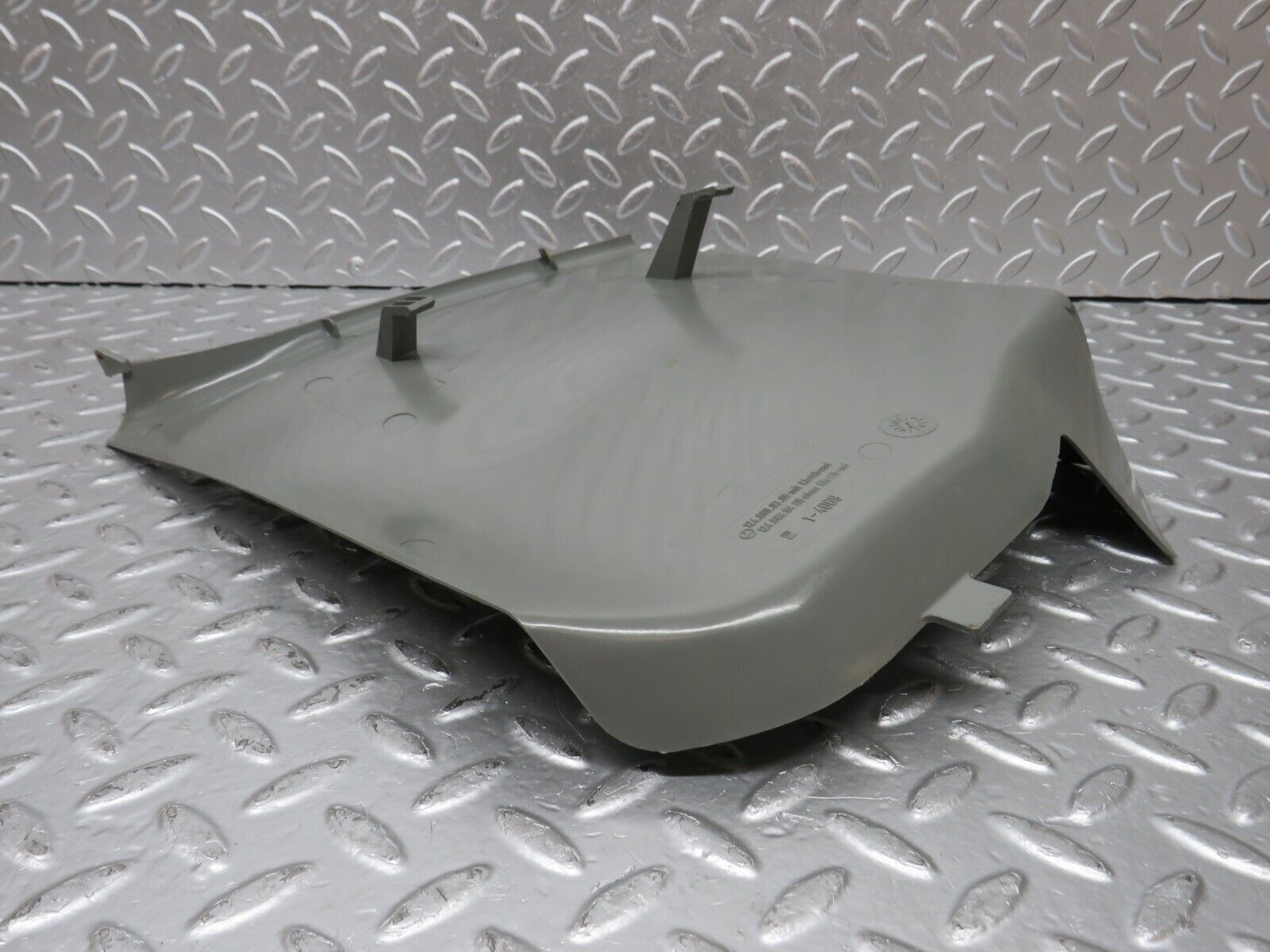 31301 Mercedes-Benz S124 220TE Kick Panel Right Side Grey 1246800306