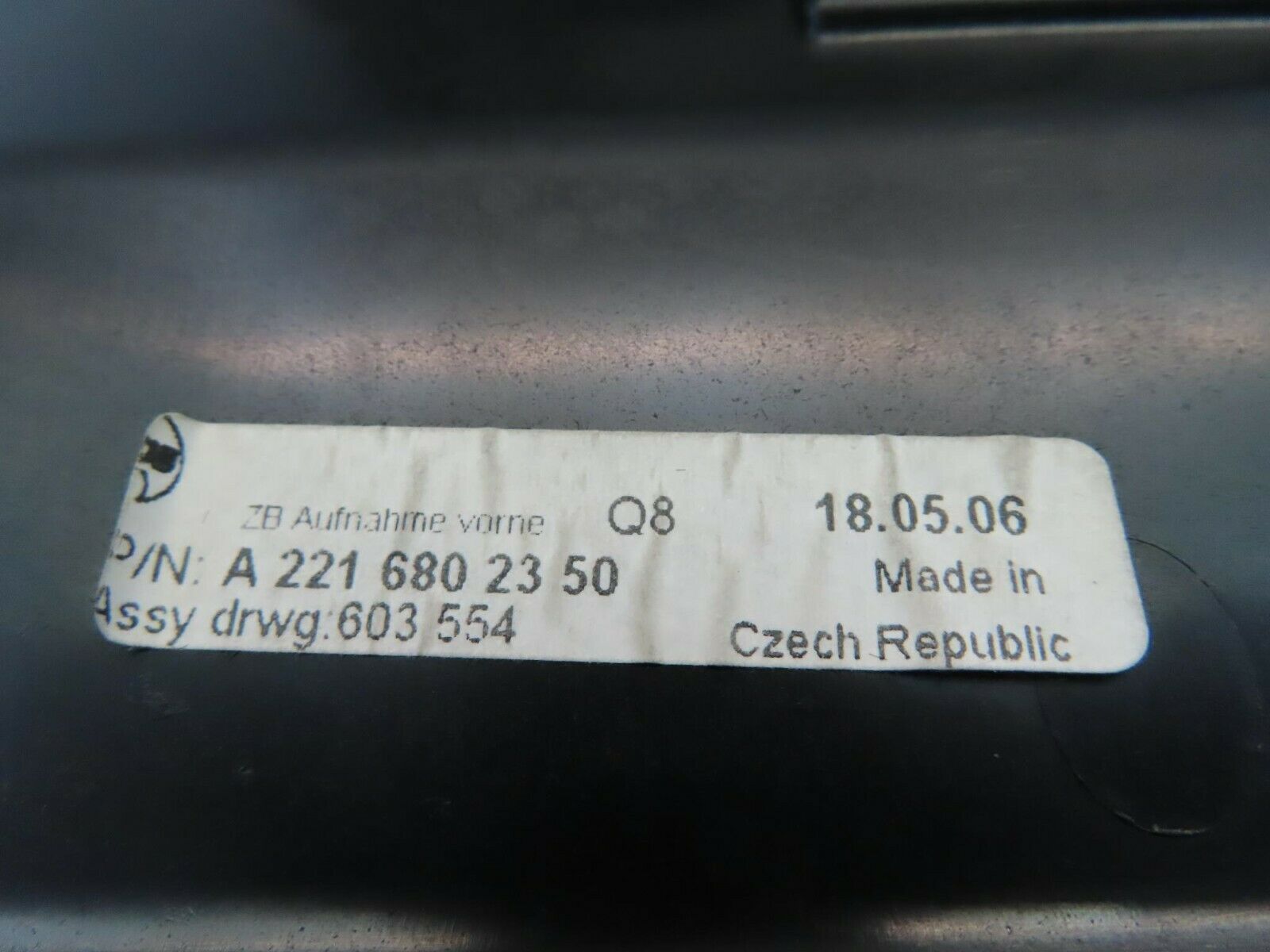 11161 Mercedes-Benz W221 S320 Rear Storage Box Compartment 2216802350