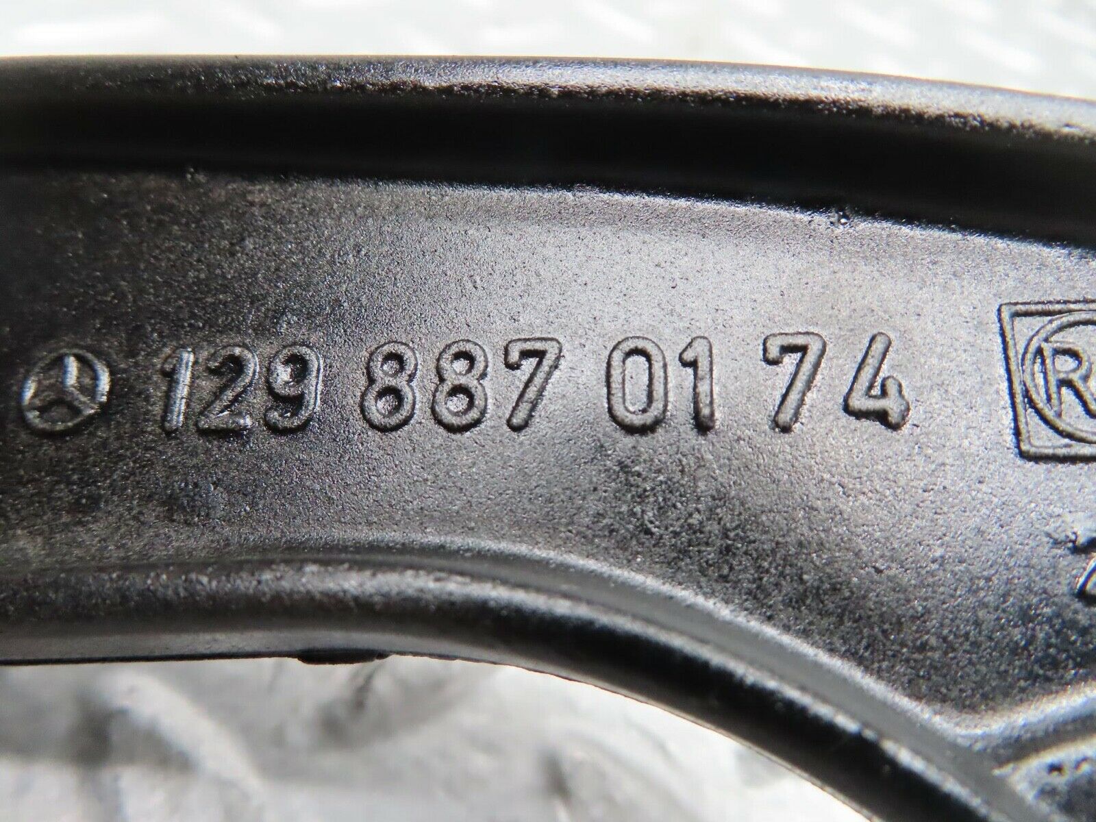 15114 Mercedes-Benz W140 S320 Bonnet Hinge Left Side 1298800128