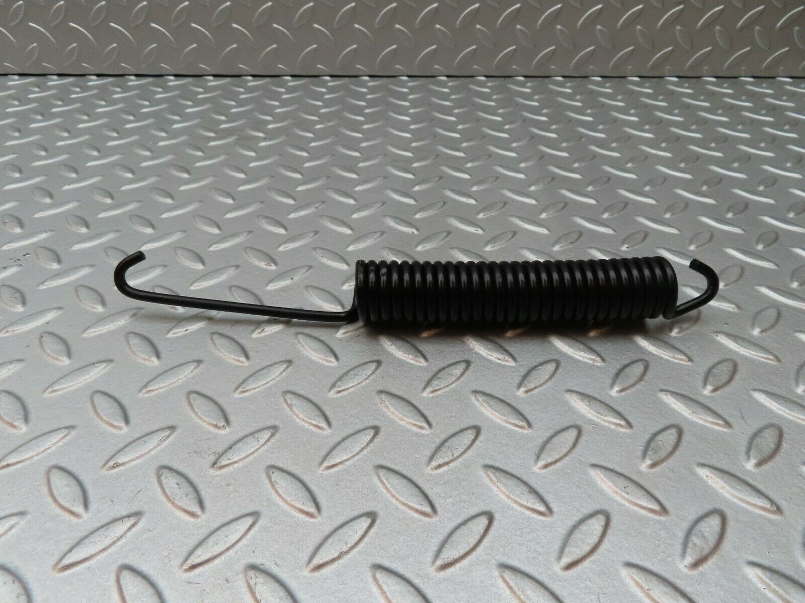 4567 Mercedes-Benz W108 280SE Bonnet Hinge Spring