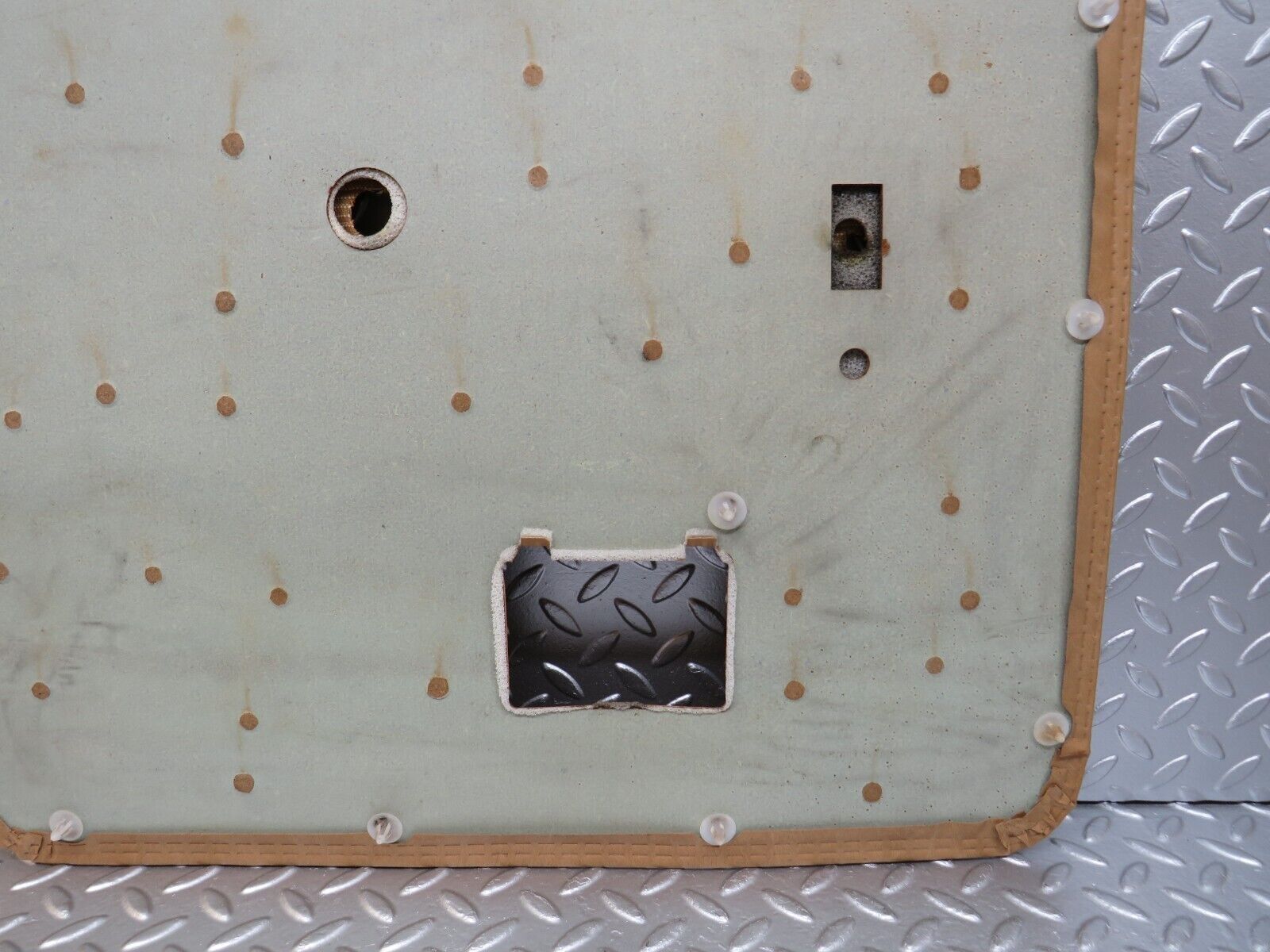 25464 Mercedes-Benz W123 200 Rear Right Door Card Palomino