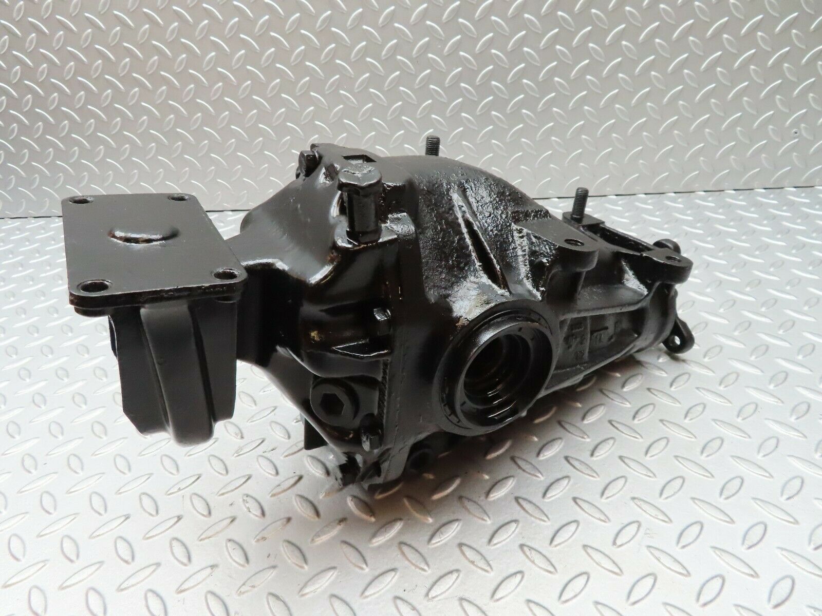 4620 Mercedes-Benz V123 240D LWB Rear Differential Ratio 3.92 1233510101