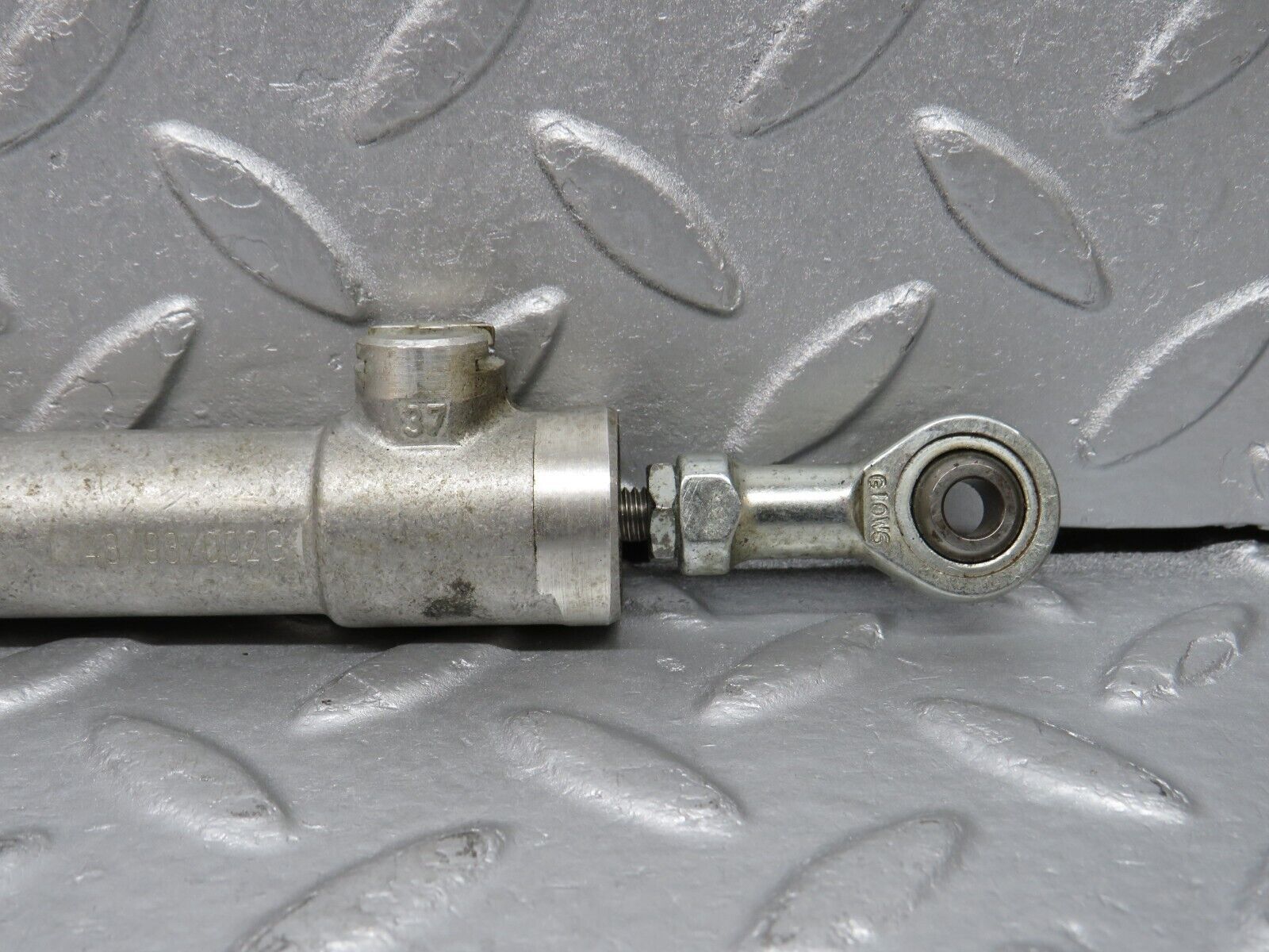 38573 Mercedes-Benz R129 280SL Coupe Roof Folding Hydraulic Cylinder 1298002072