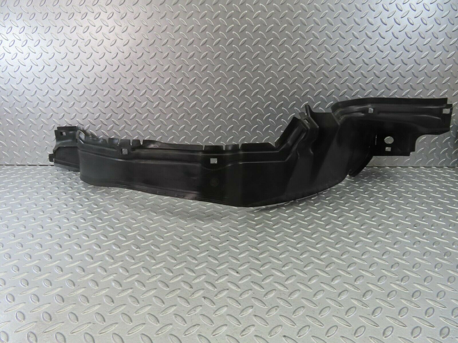 9487 Mercedes-Benz C124 300CE Coupe Inner Mudguard Panelling Front Left