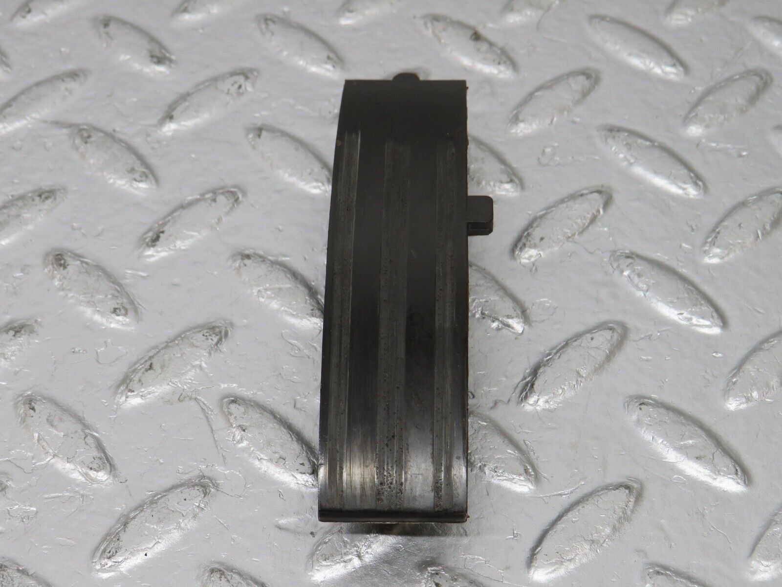 34512 Mercedes-Benz C126 380SEC Coupe Timing Chain Guide Rail 1170501816