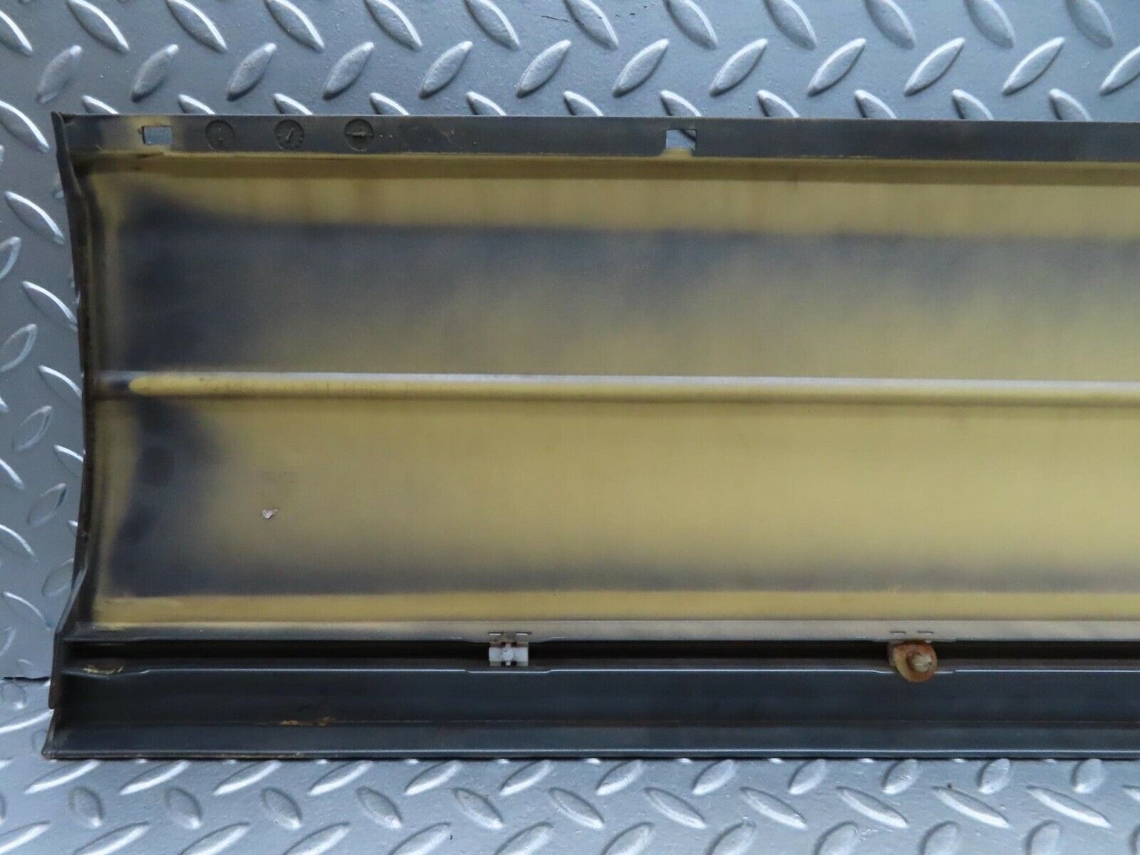 15014 Mercedes-Benz W140 S320 Front Left Door Moulding Trim 1406907140