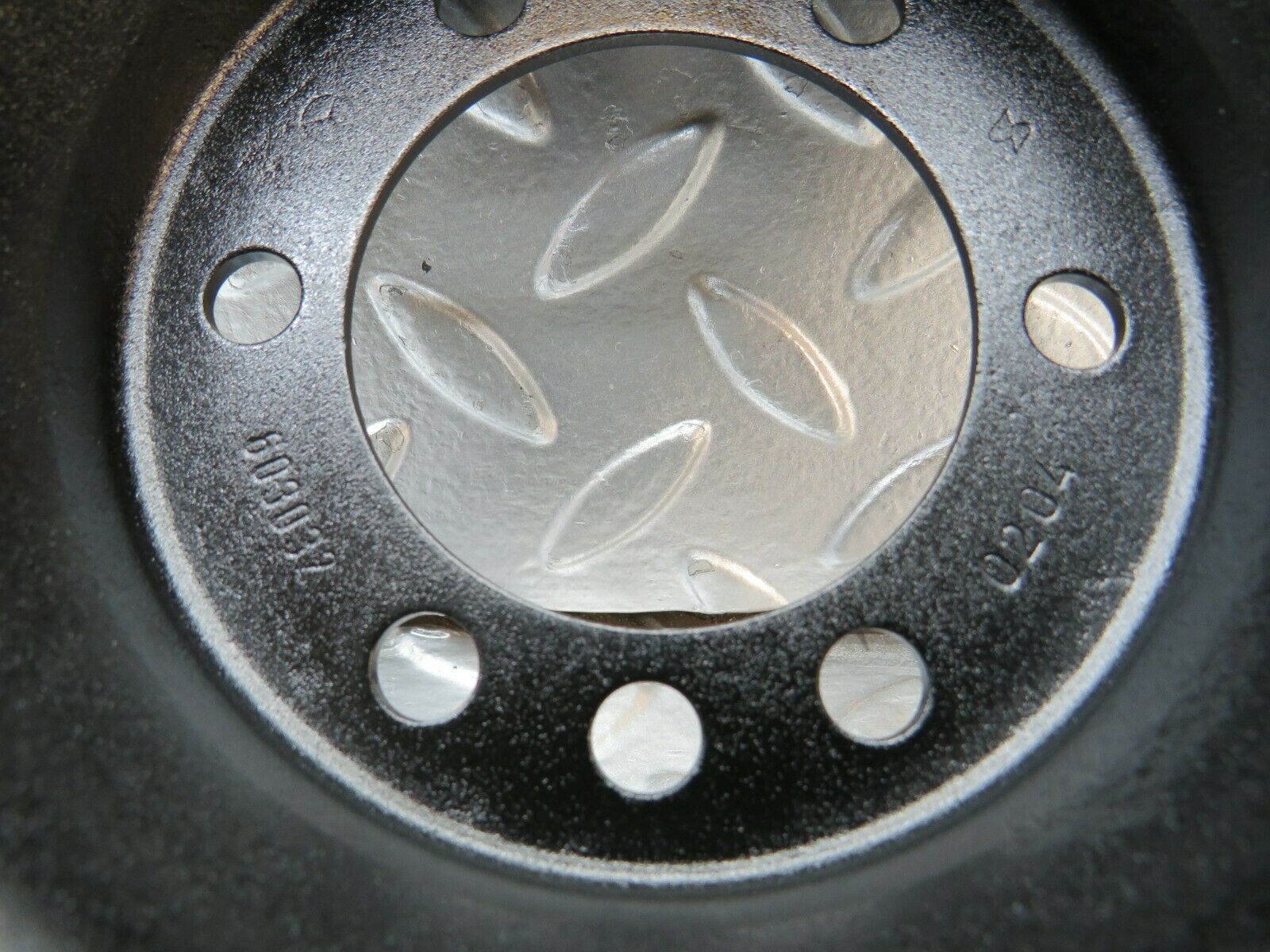 23099 Mercedes-Benz C123 230CE Coupe Crankshaft Pulley 6030320204