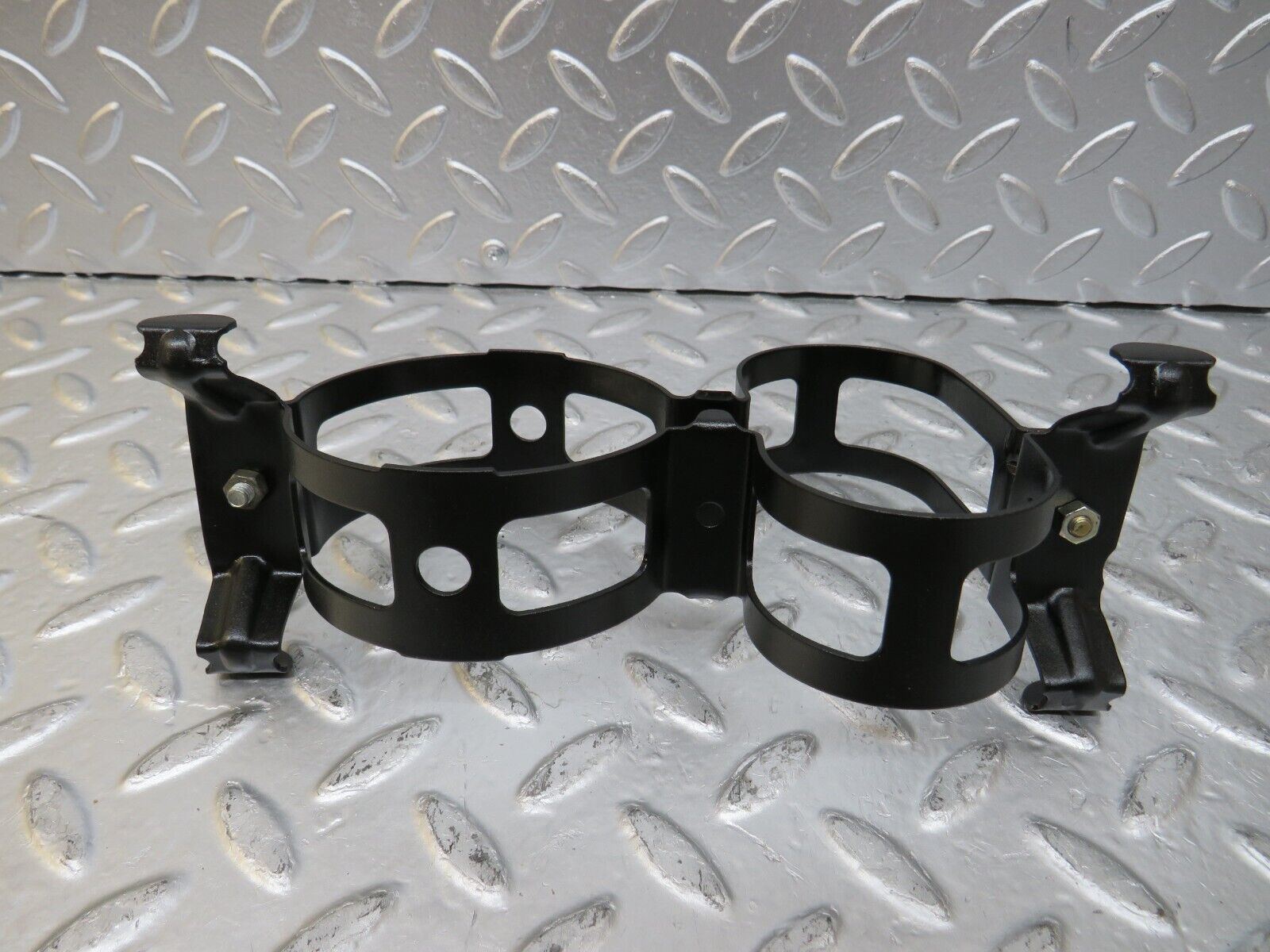 25726 Mercedes-Benz W124 280E Fuel Pump Fuel Filter Bracket