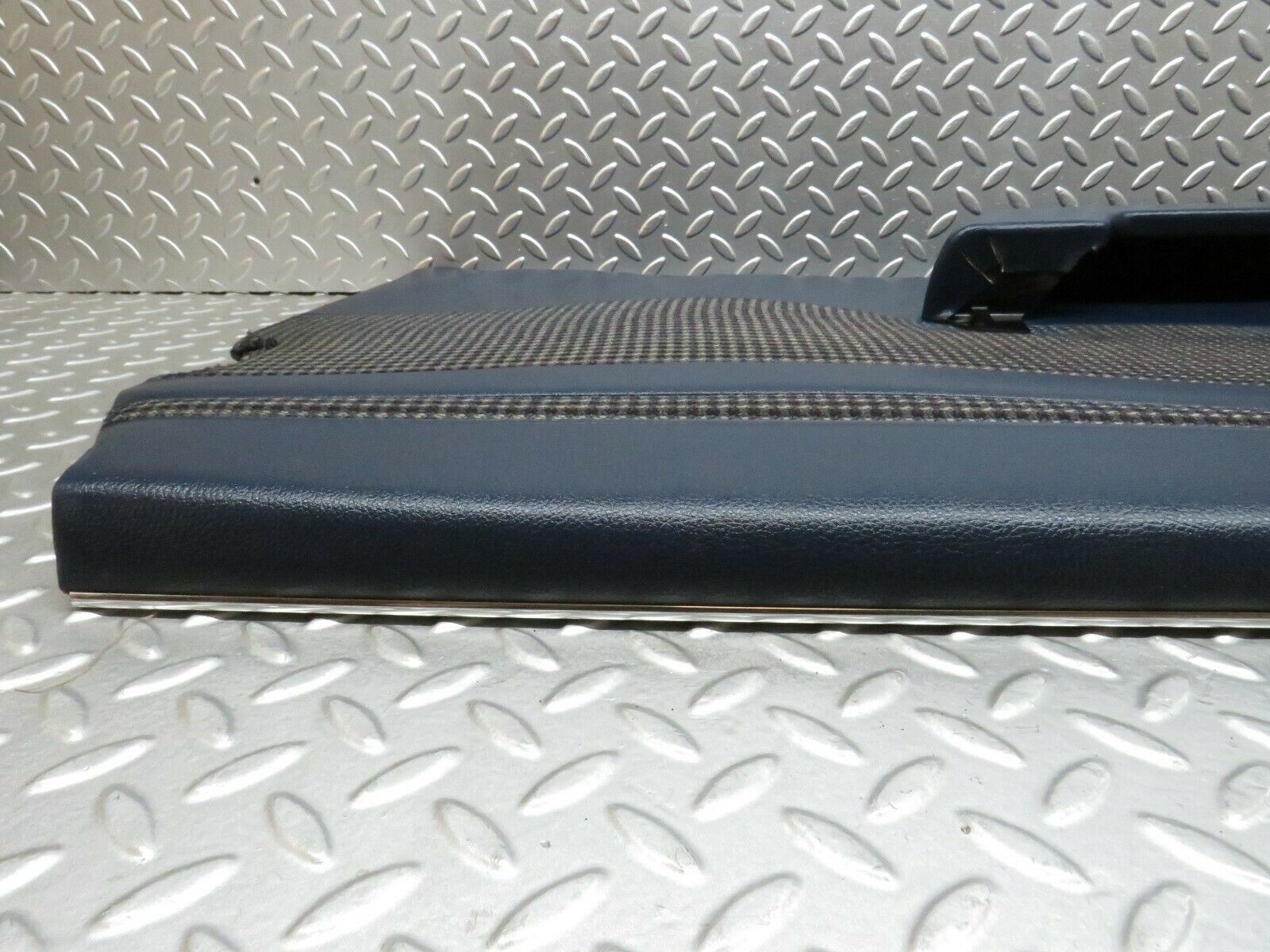 23746 Mercedes-Benz C107 450SLC Coupe Right Door Card Blue