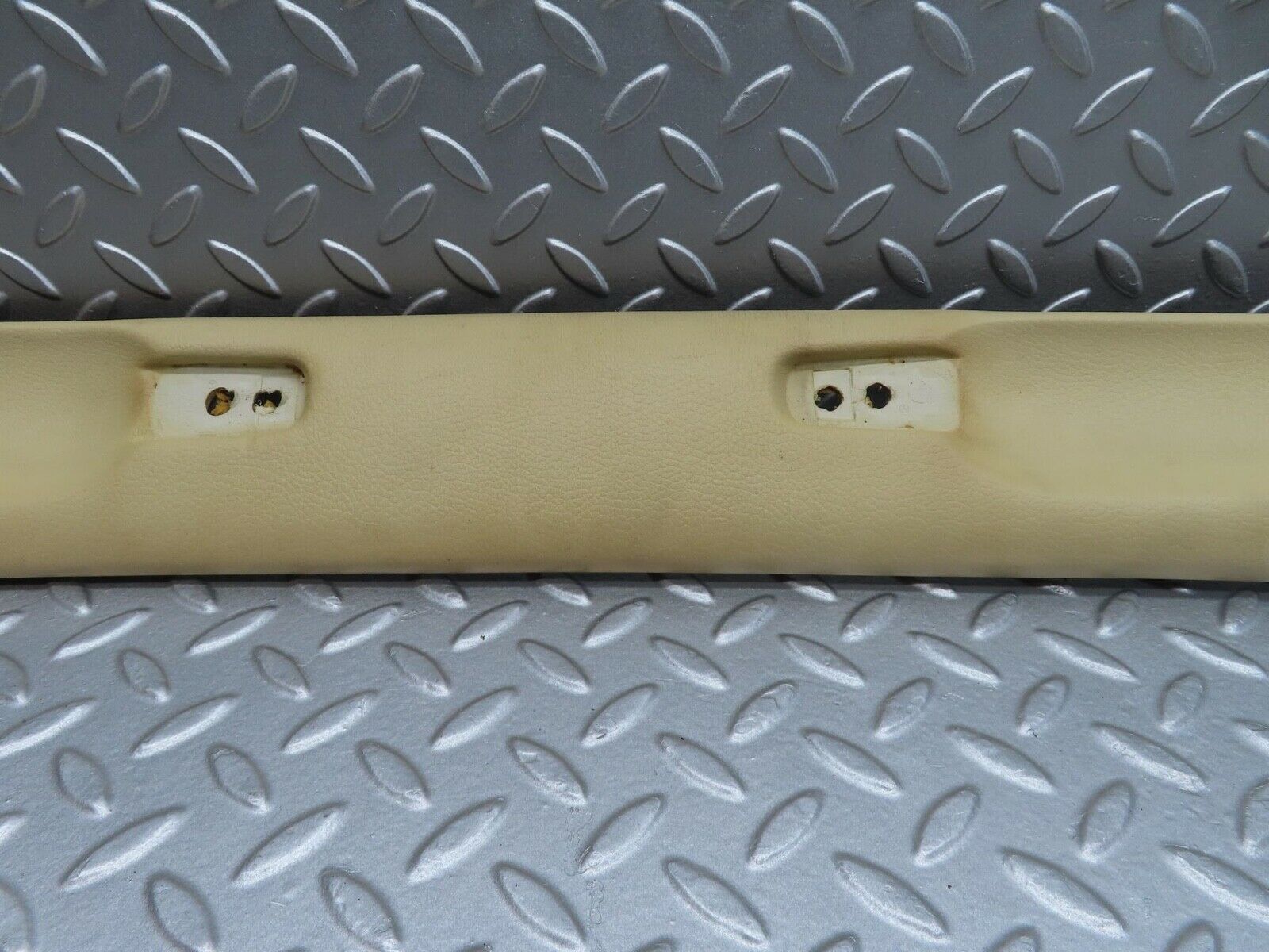 13943 Mercedes-Benz C107 280SLC C Pillar Cover Right Side Cream