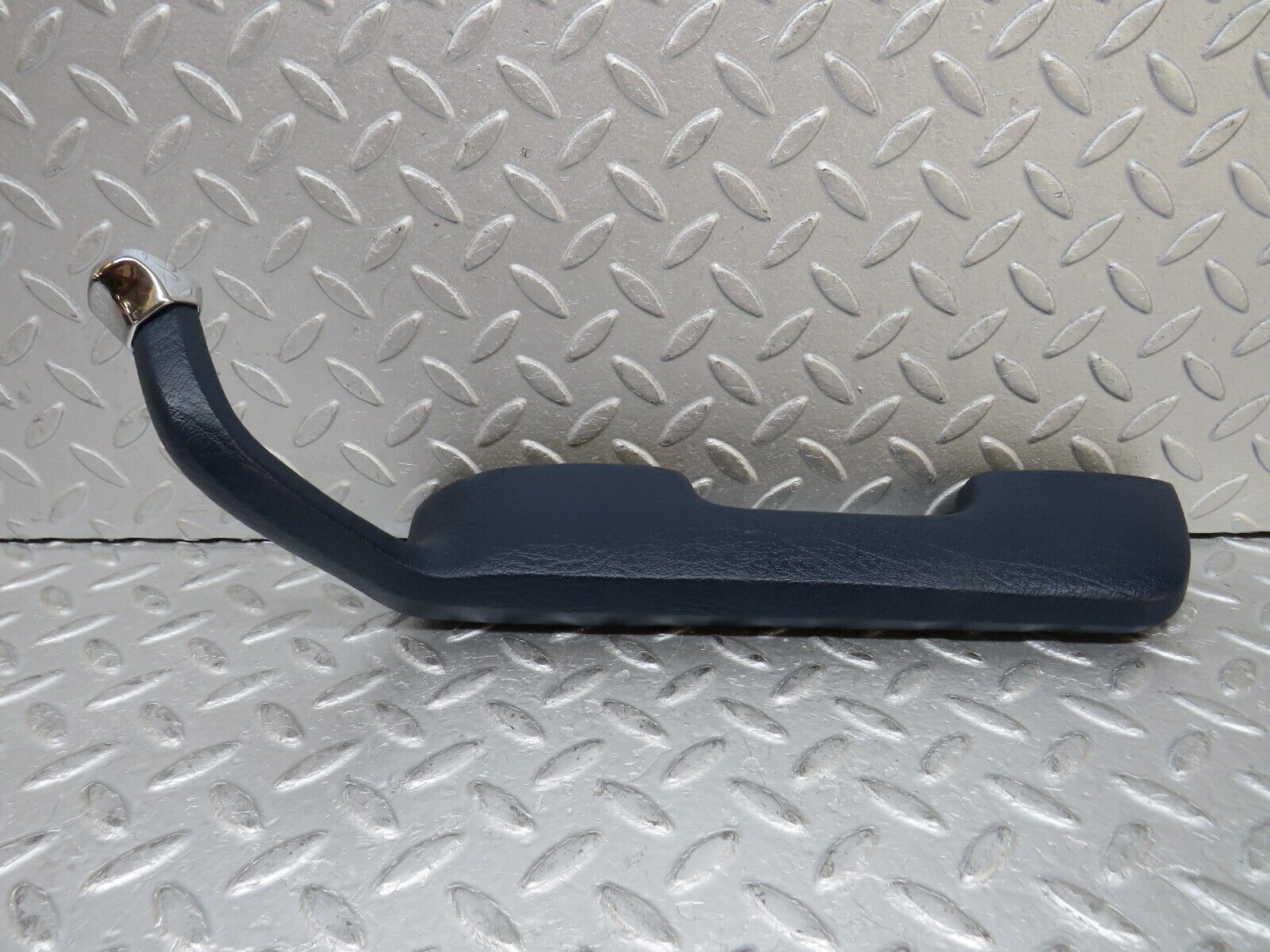 37303 Mercedes-Benz W109 300SEL Interior Door Handle Rear Right Blue