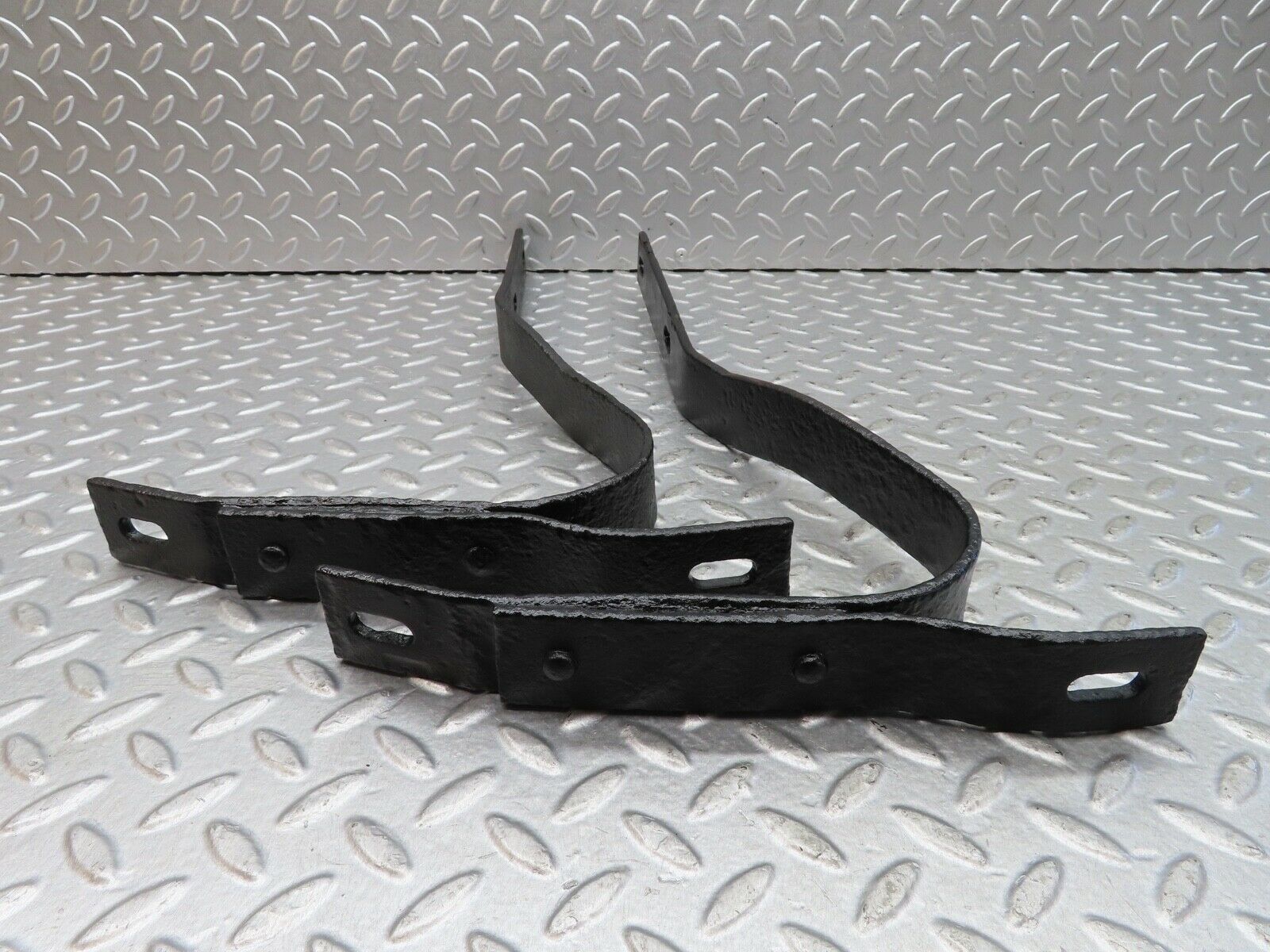 18773 Mercedes-Benz W120 W121 Ponton Rear Bumper Bracket Holder