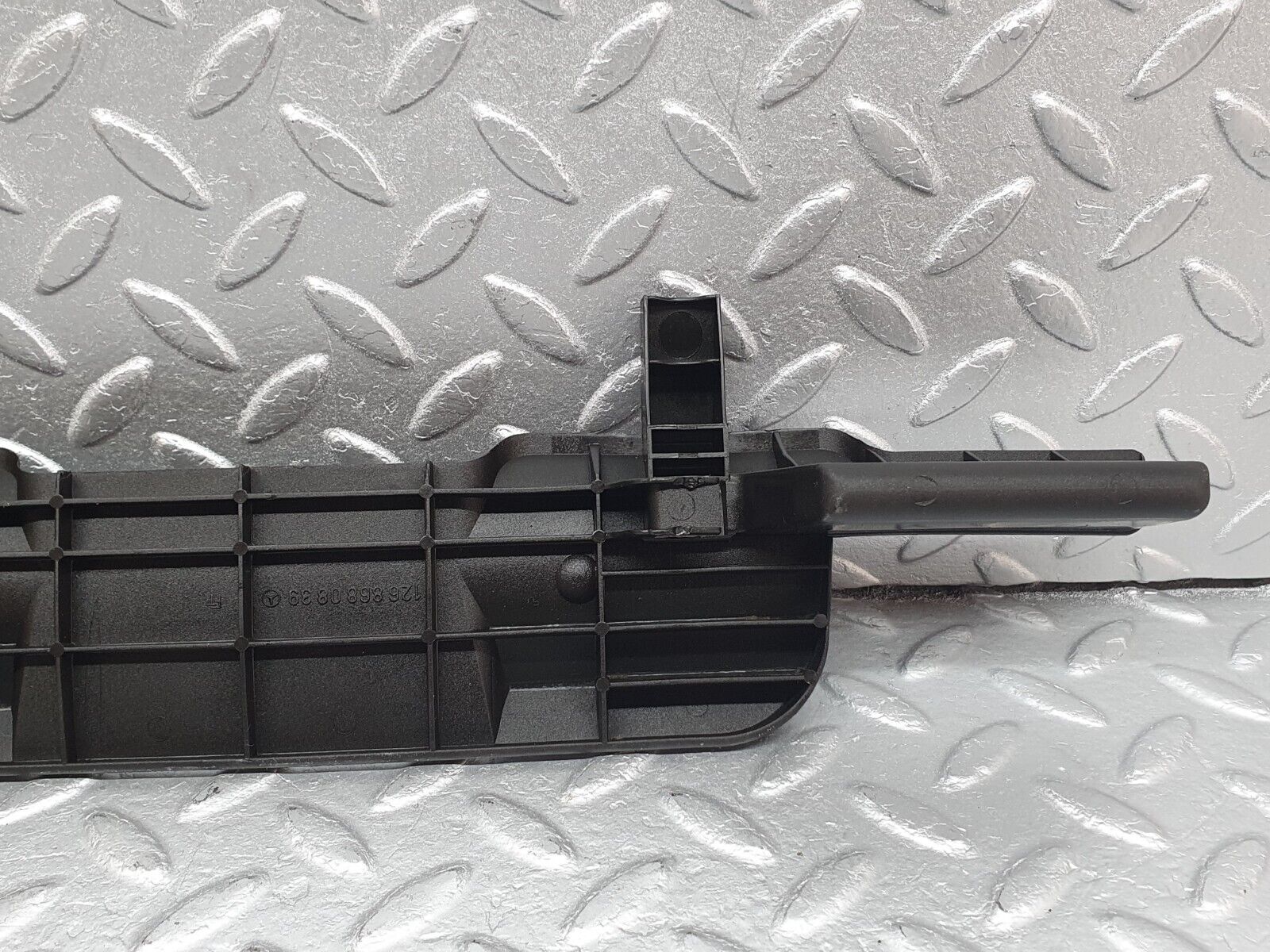 41020 Mercedes-Benz W126 300SE Seat Belt Cover 1268680839