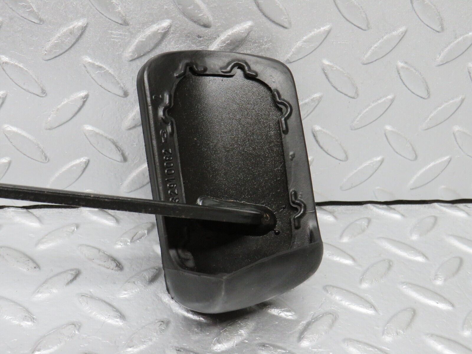 38811 Mercedes-Benz W201 190E 2.6L Brake Pedal With Rubber 1232910082