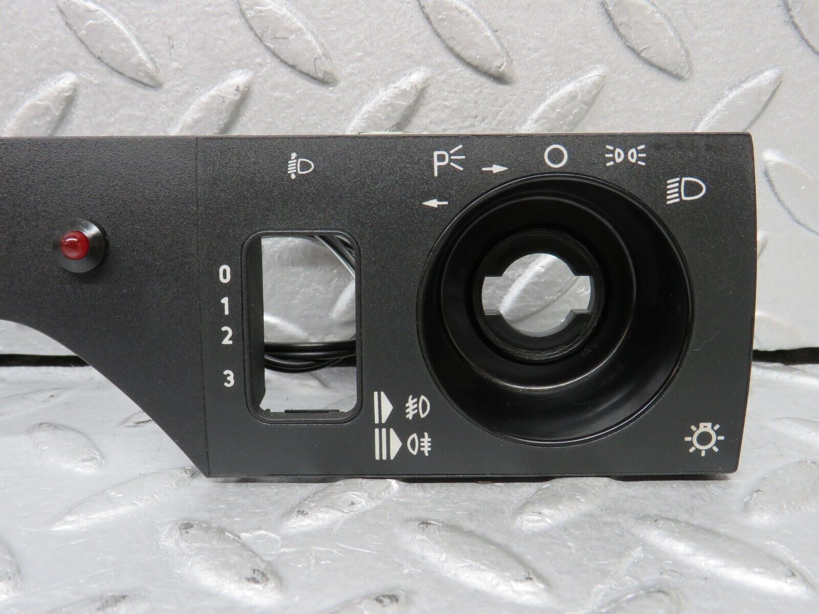 37924 Mercedes-Benz A124 320E Cabriolet Headlight Switch Cover Trim Surround