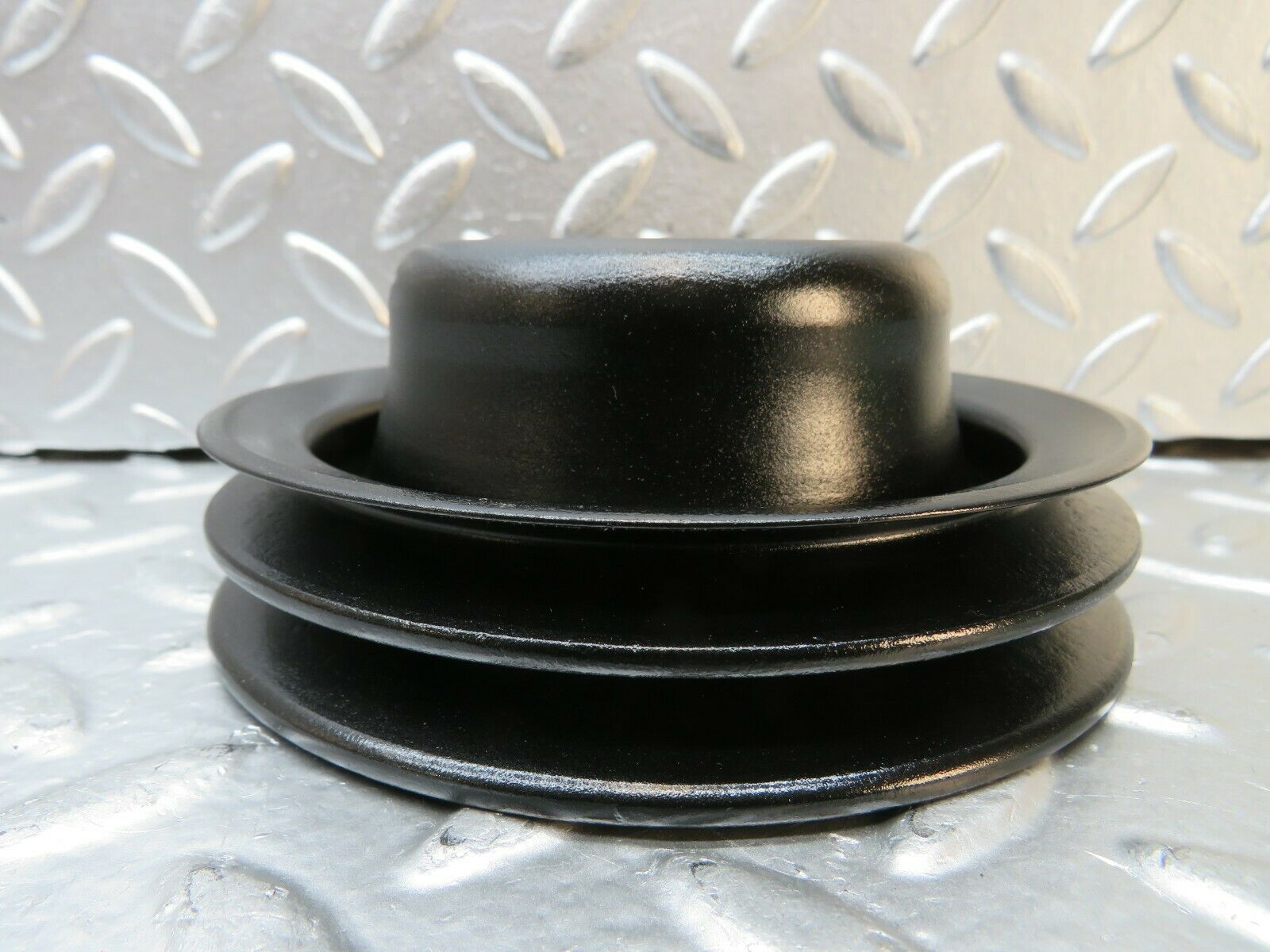 22859 Mercedes-Benz C107 450SLC Coupe Water Pump Pulley