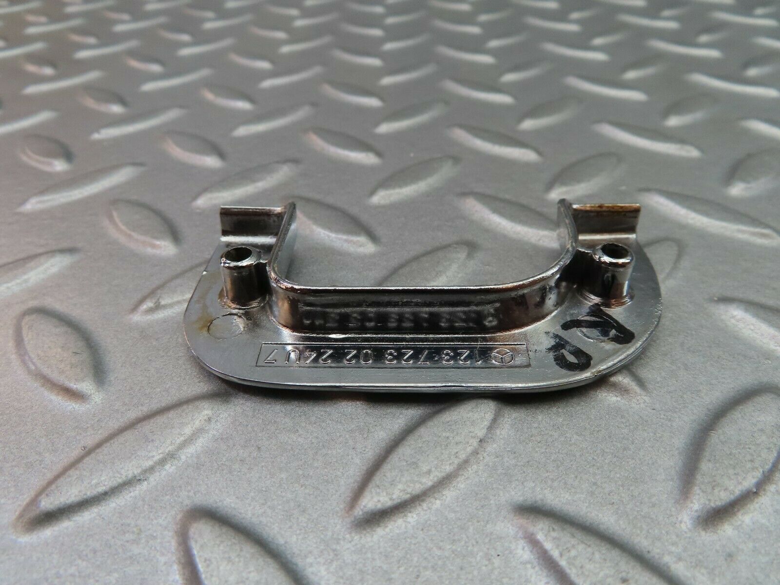 6072 Mercedes-Benz W126 380SE Right Interior Chrome Door Latch Trim 1237230224