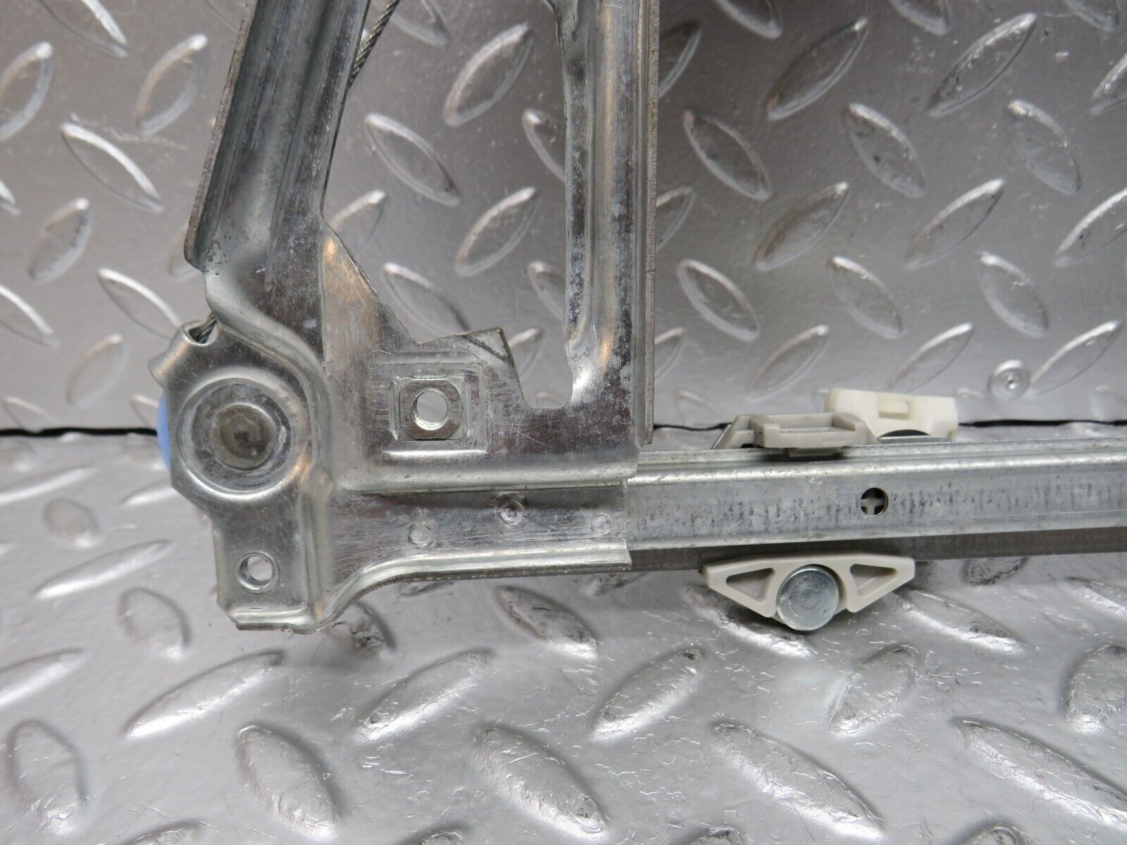 32310 Mercedes-Benz S124 300TE Rear Left Power Window Regulator With Motor 7743001621