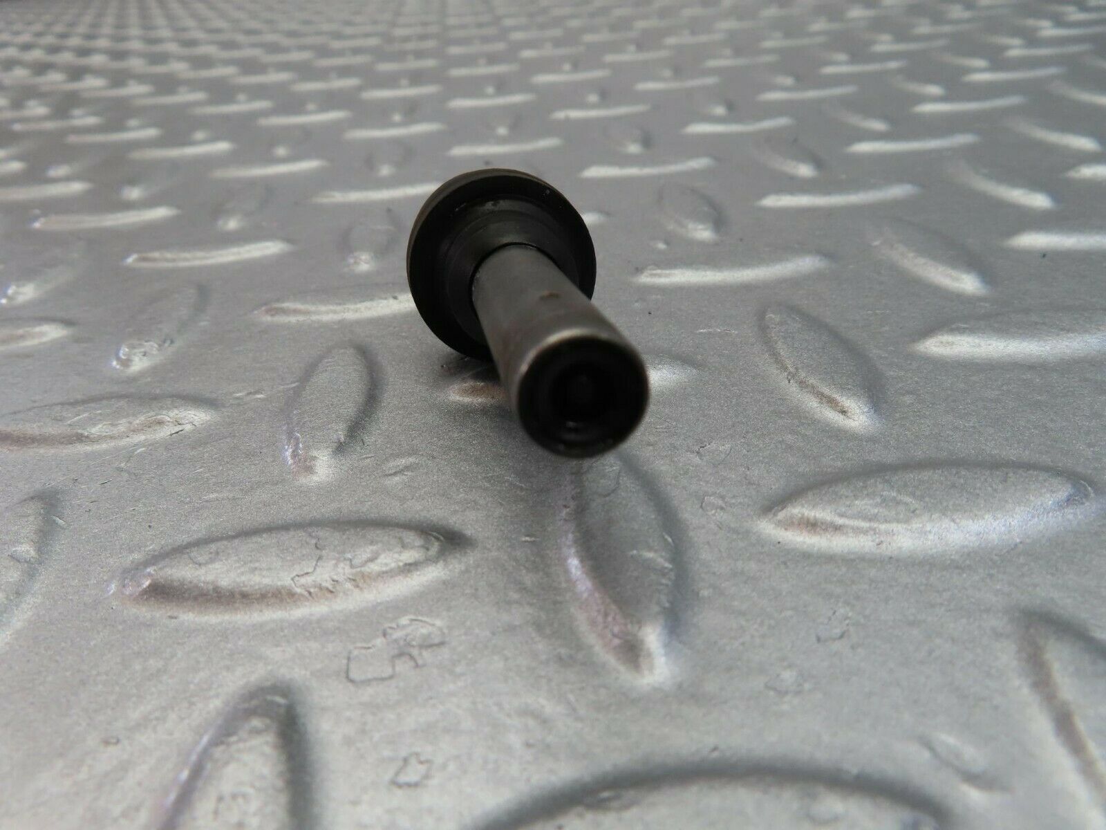 9801 Mercedes-Benz C123 280CE Coupe Fuel Injector Bosch 0437502010