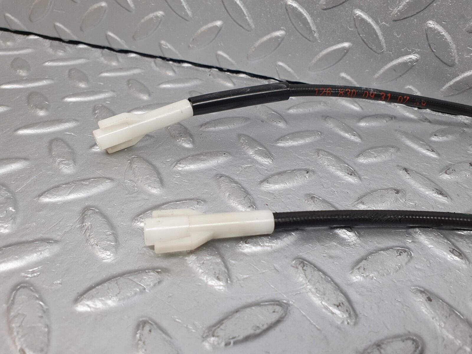 41111 Mercedes-Benz W126 300SE Heater Control Cable Pair 12683009310789 12683013313688