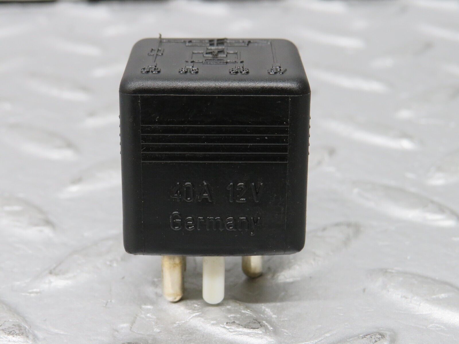 36088 Mercedes-Benz W126 420SE Fan Relay 0015426819