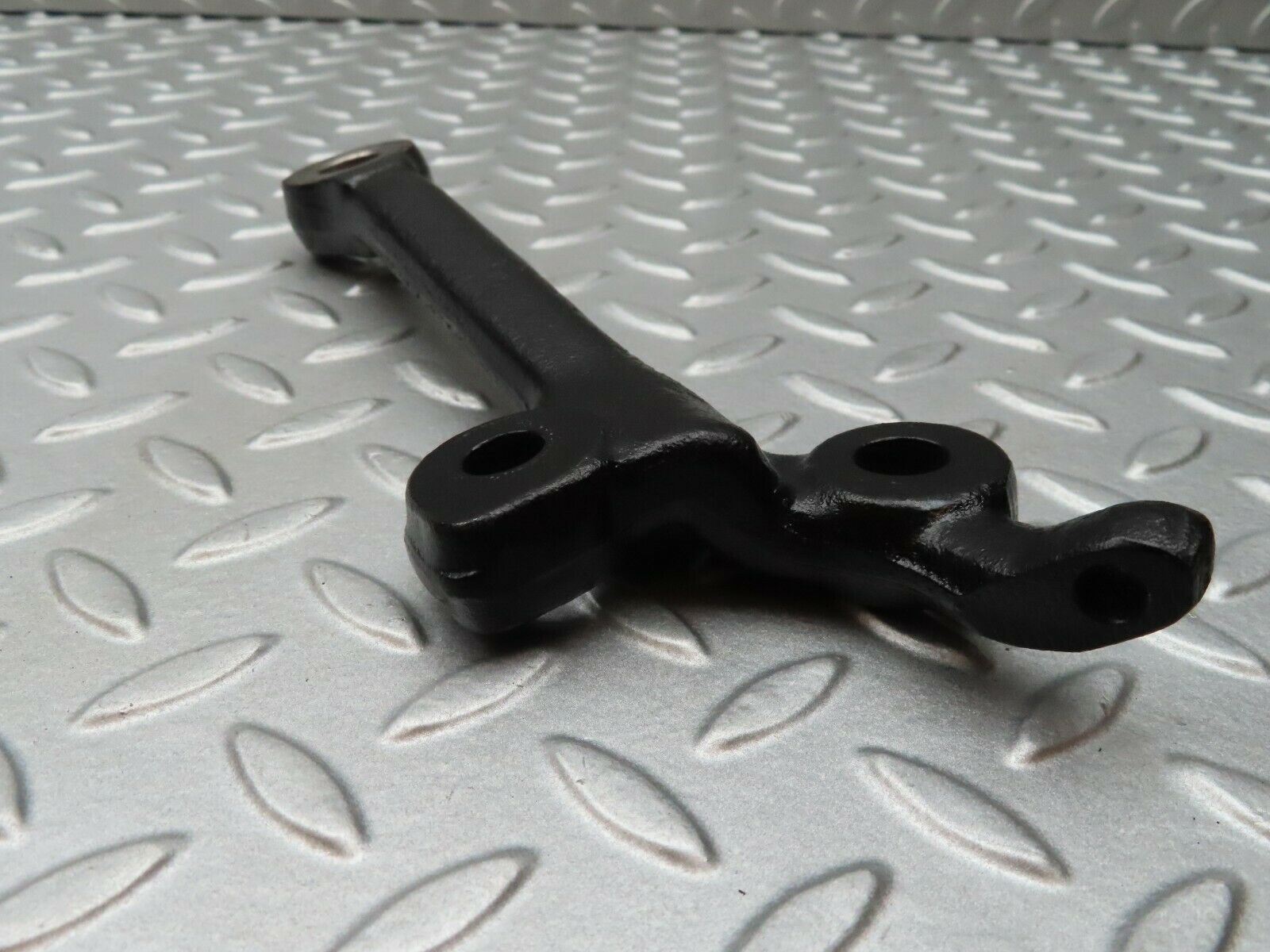 4459 Mercedes-Benz W123 230E Steering Arm