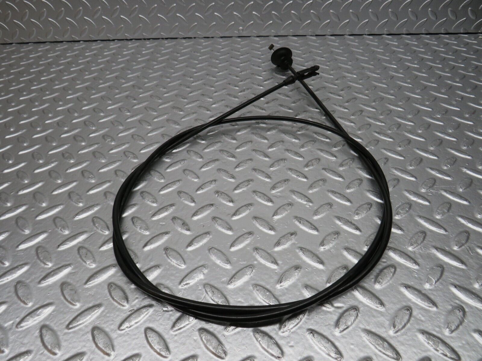 31520 Mercedes-Benz S124 220TE Wagon Bonnet Release Cable 1239970681