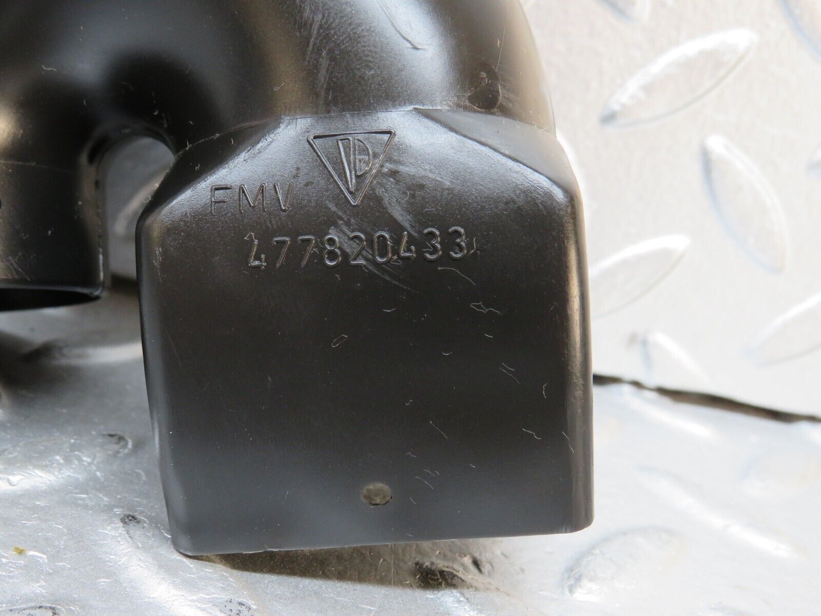 30017 Porsche 924 Heater Air Duct 477820431