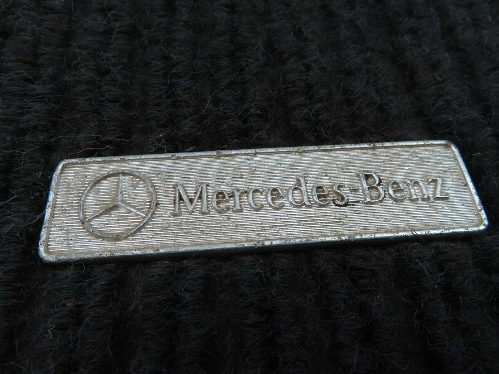 6653 Mercedes-Benz S124 E220 Wagon Front Right Driver Side Floor Carpet