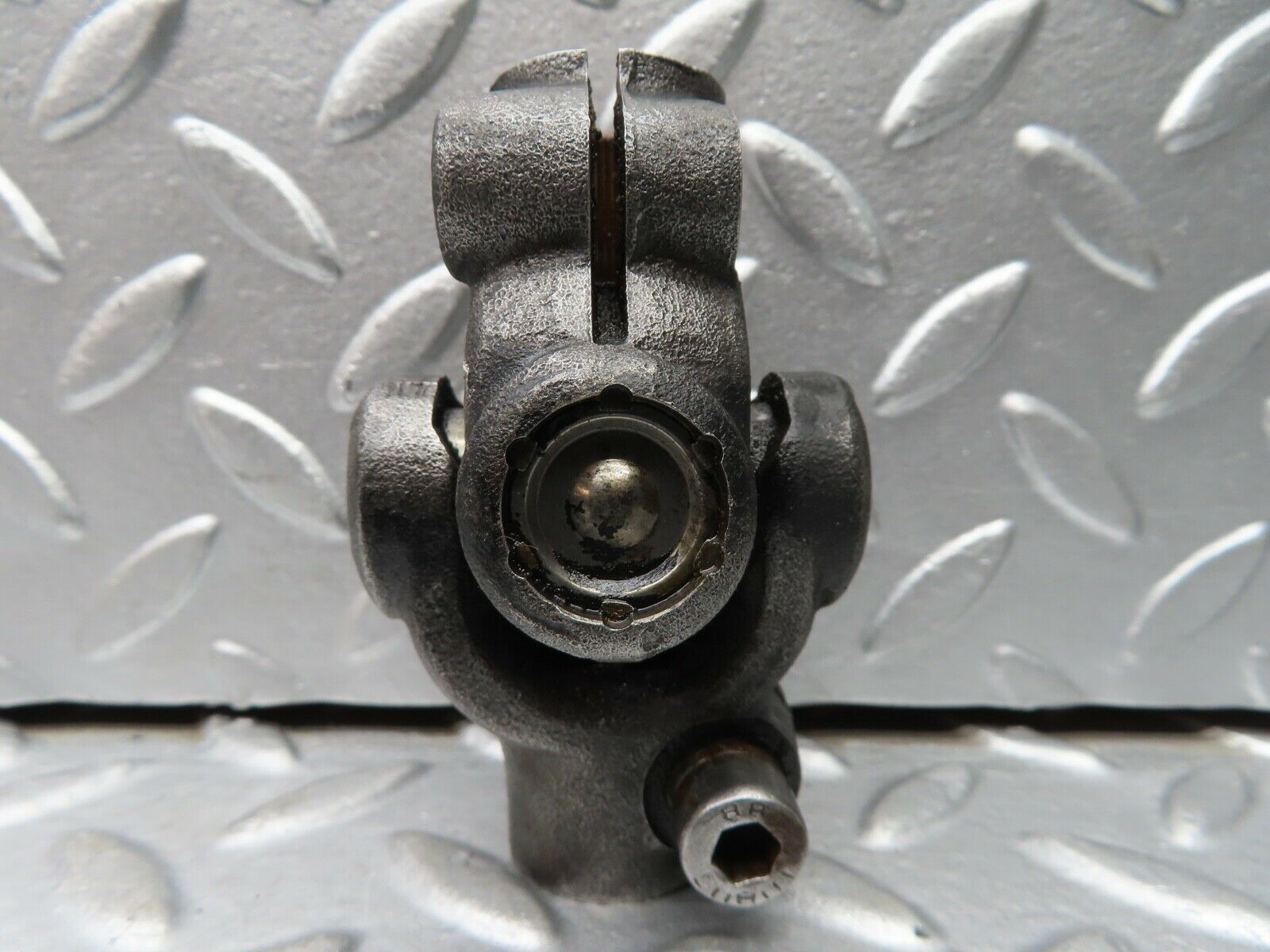 20933 Mercedes-Benz W114 250CE Coupe Steering Column Joint