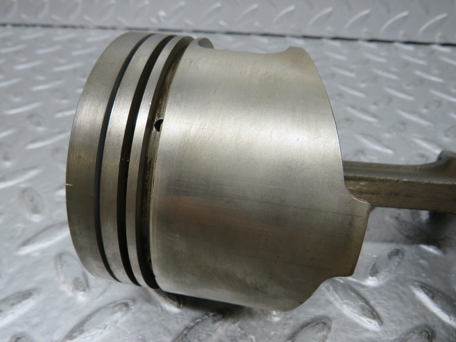 37126 Mercedes-Benz C126 420SEC Coupe Piston With Connecting Rod 92.00 mm